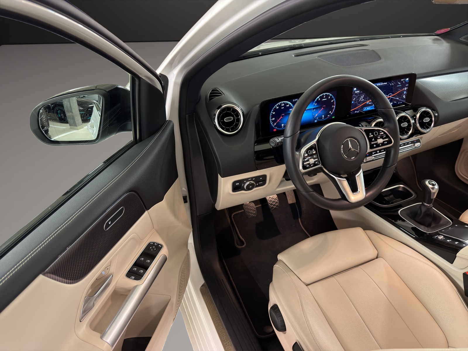 MERCEDES-BENZ B 200 Night Star-image-11