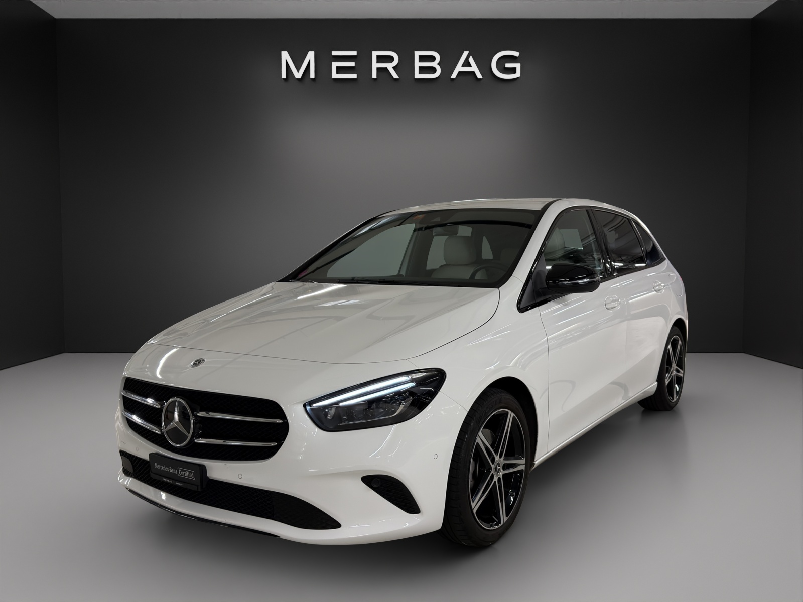 MERCEDES-BENZ B 200 Night Star-image-2