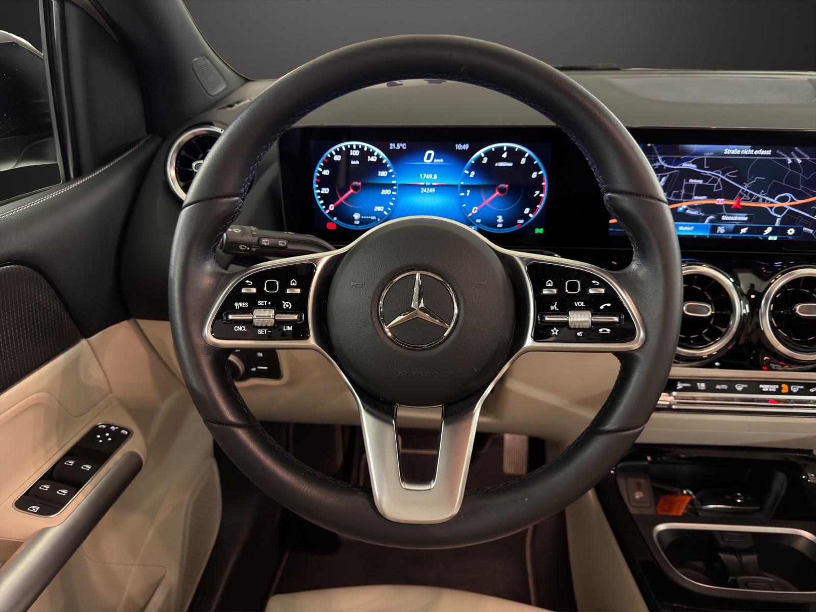 MERCEDES-BENZ B 200 Night Star-image-10