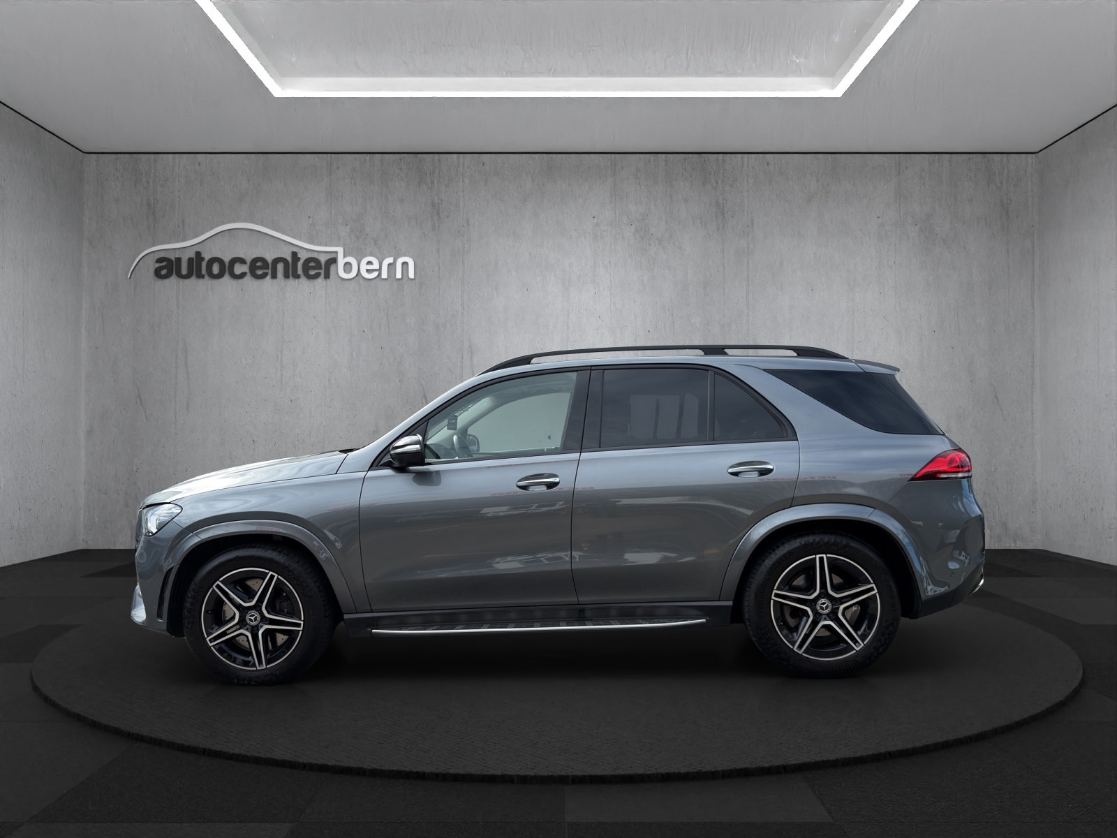 MERCEDES-BENZ GLE 450 4Matic AMG Line 9G-Tronic-image-3
