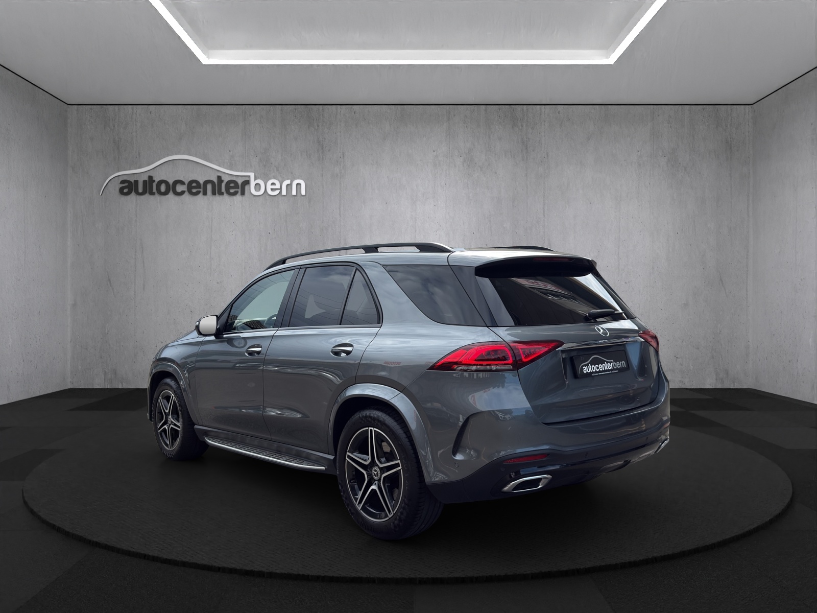 MERCEDES-BENZ GLE 450 4Matic AMG Line 9G-Tronic-image-4