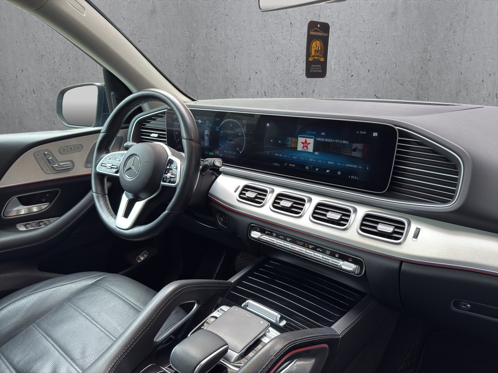 MERCEDES-BENZ GLE 450 4Matic AMG Line 9G-Tronic-image-15