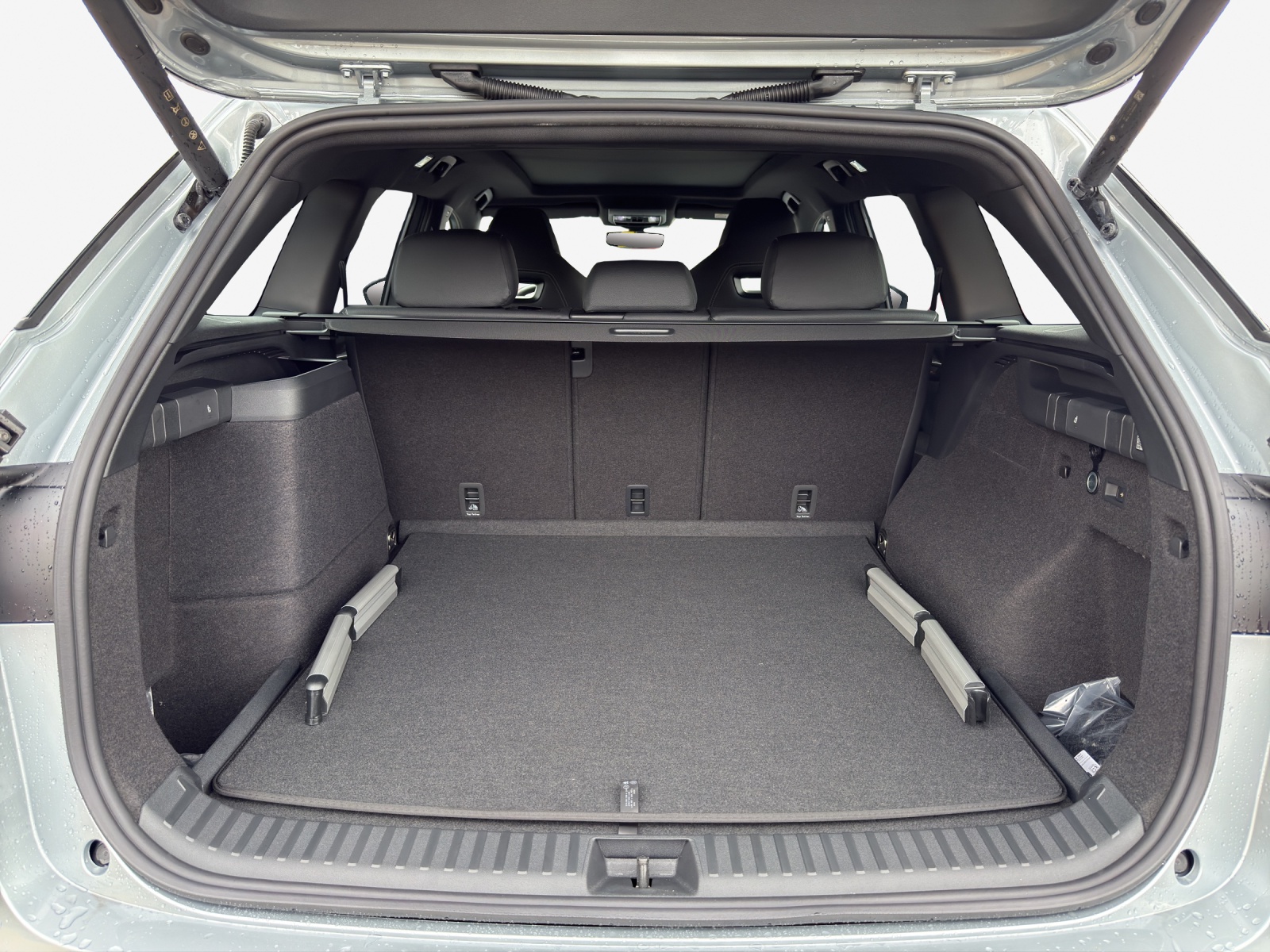 SKODA Kodiaq 1.5 TSI PHEV Sportline-image-12