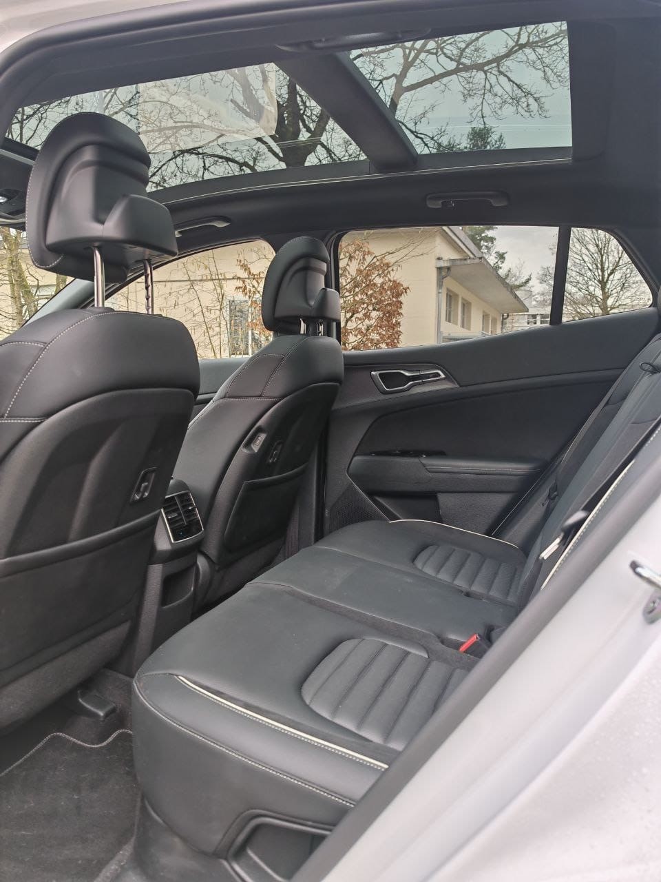 KIA Sportage 1.6T-GDi HEV GT-Line 4x4 A-image-5