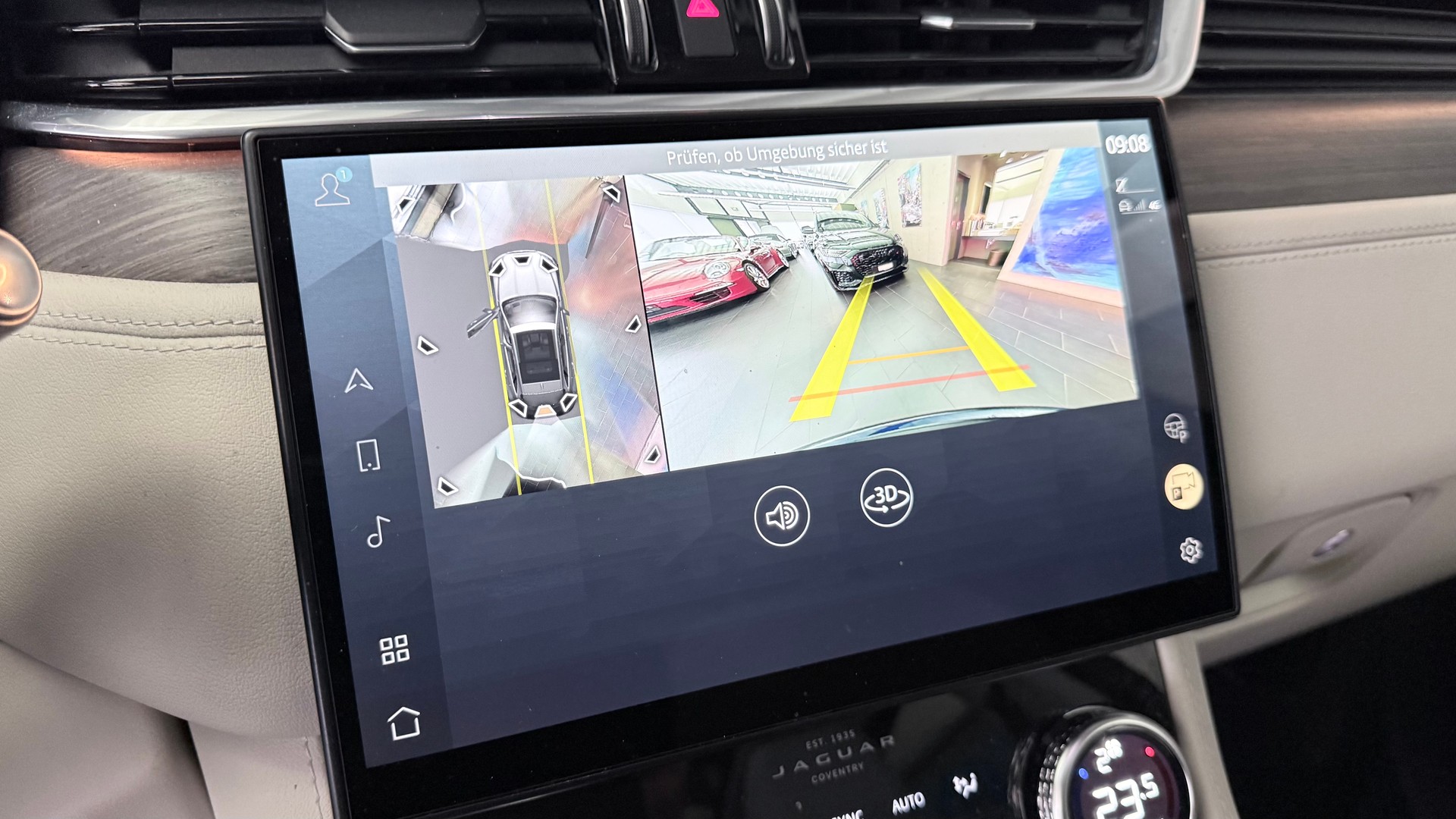 JAGUAR F-Pace 2.0 P400e AWD-image-14