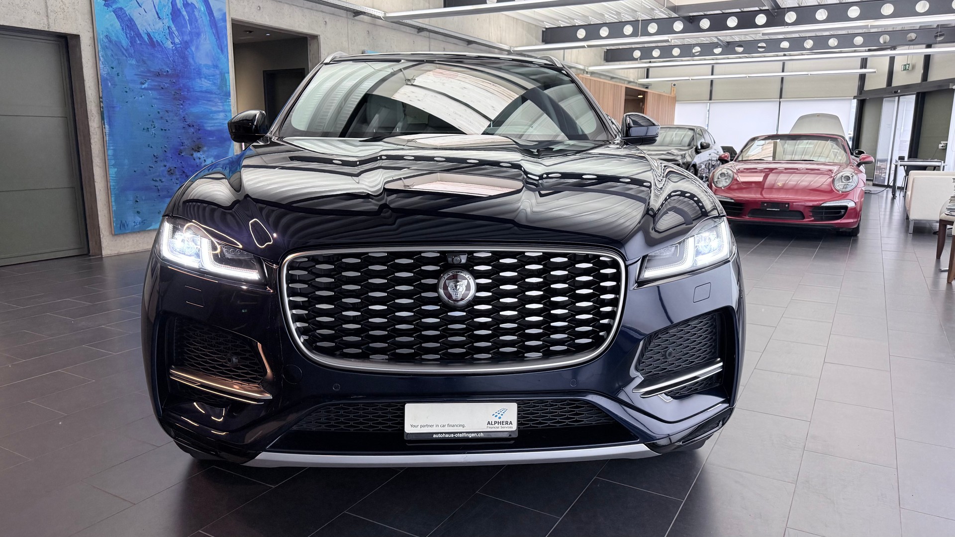 JAGUAR F-Pace 2.0 P400e AWD-image-4