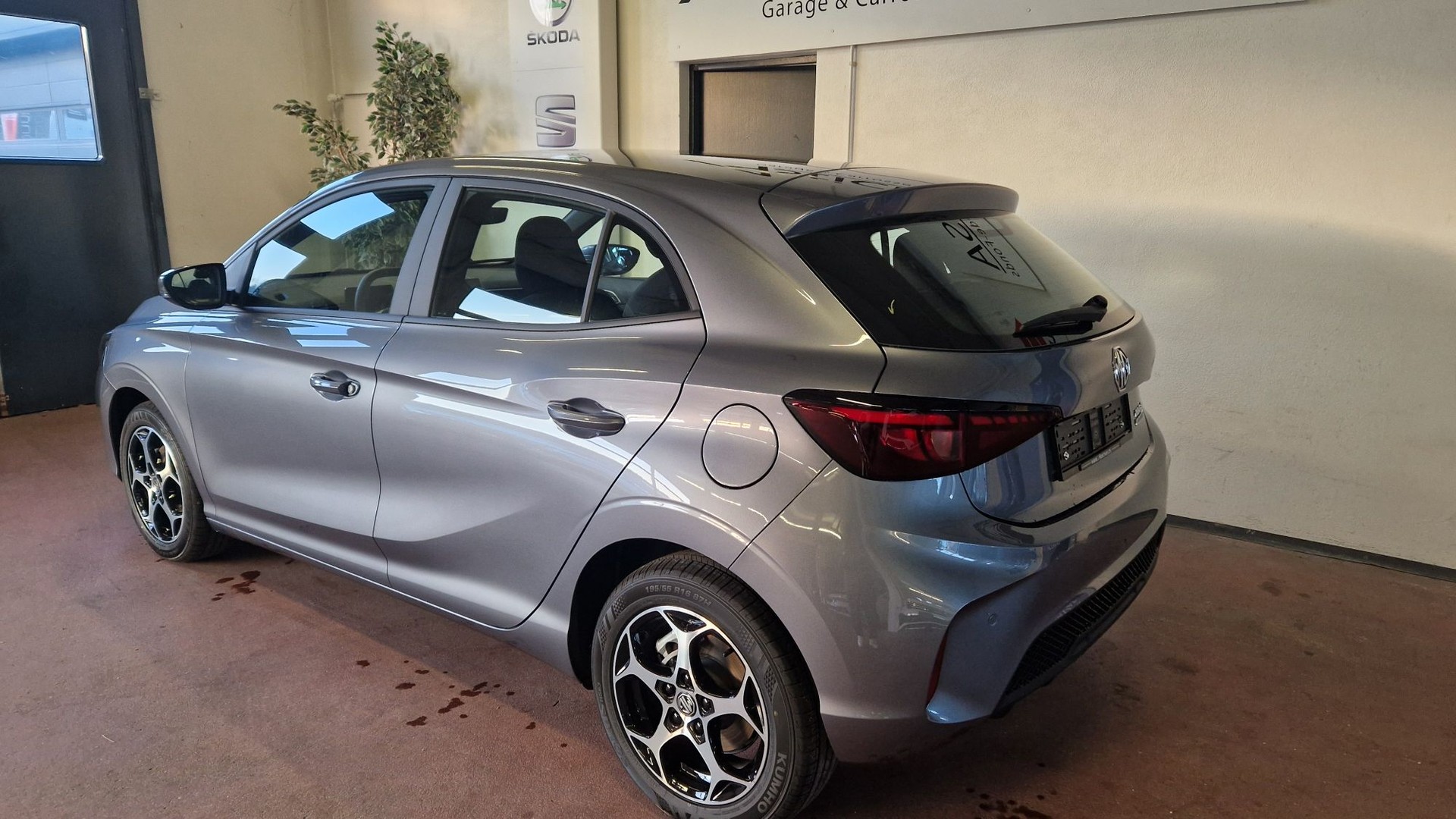 MG 3 1.5 Hybrid Comfort Aut.-image-3