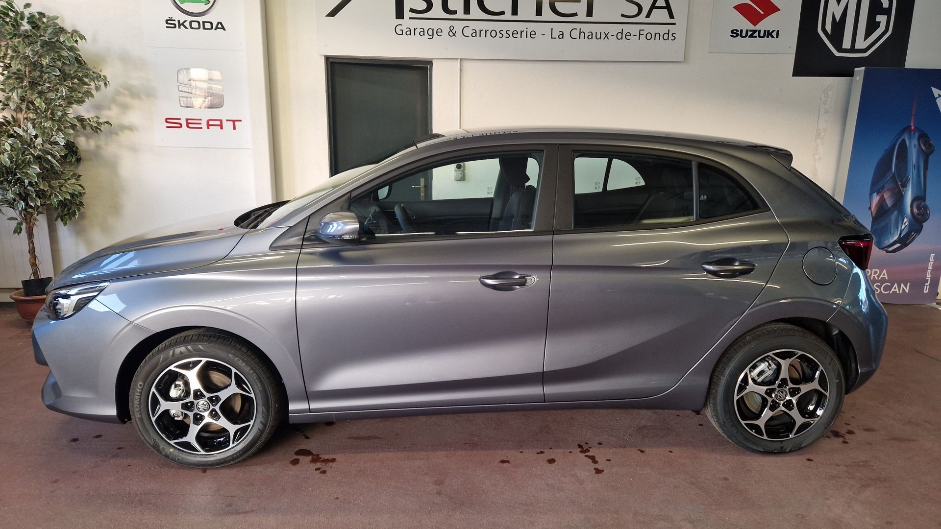 MG 3 1.5 Hybrid Comfort Aut.-image-2