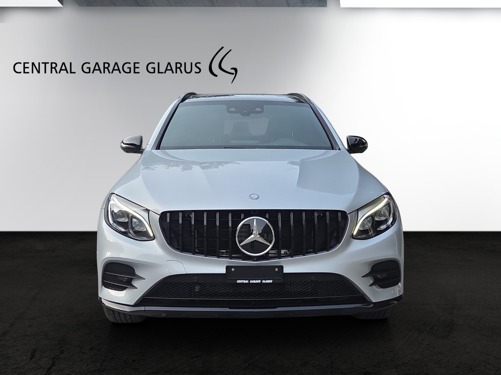 MERCEDES-BENZ GLC 350 e AMG Line 4Matic 7G-Tronic-showroom-element-2