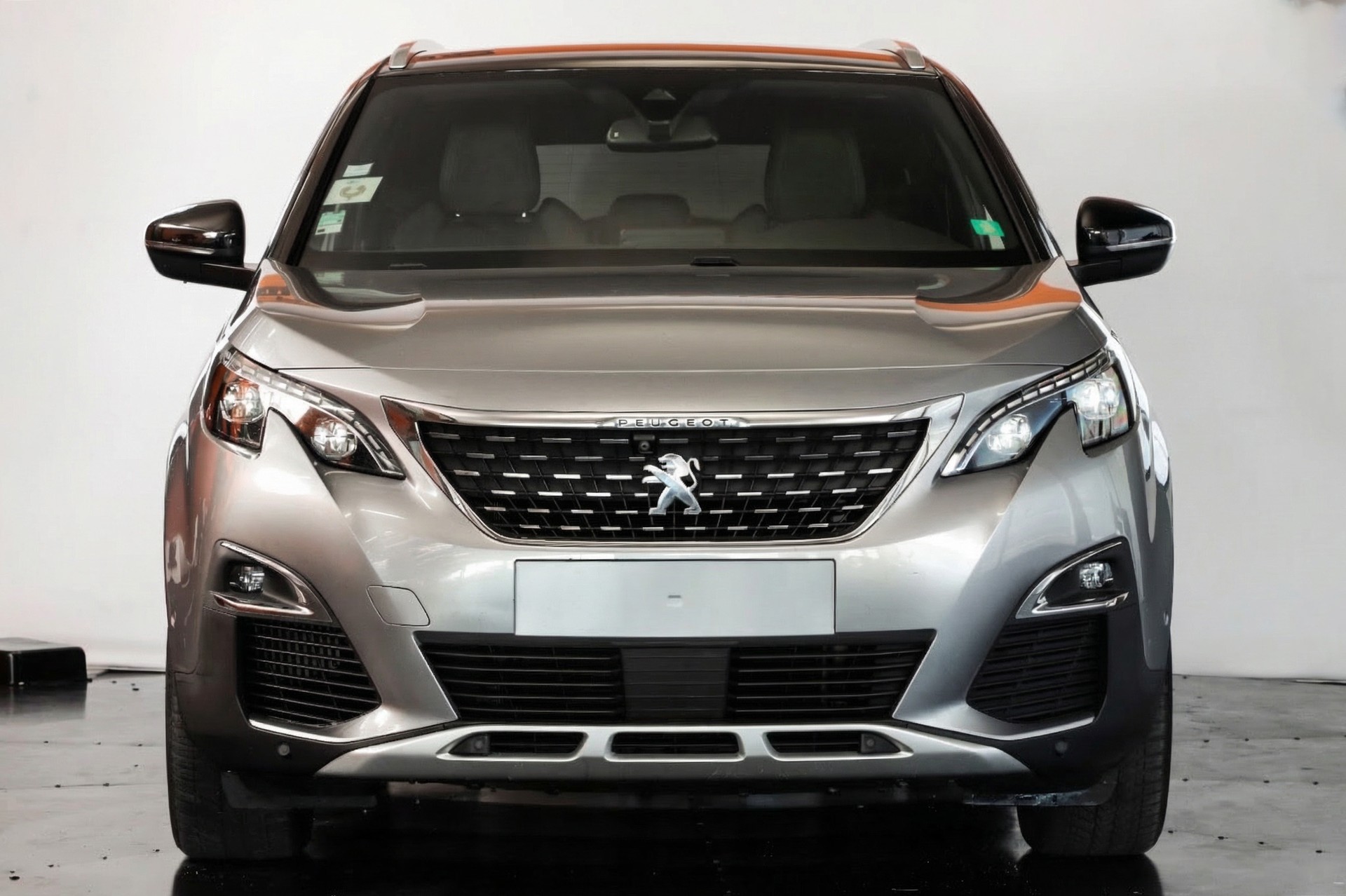 PEUGEOT 5008 2.0 BlueHDi Allure-showroom-element-1