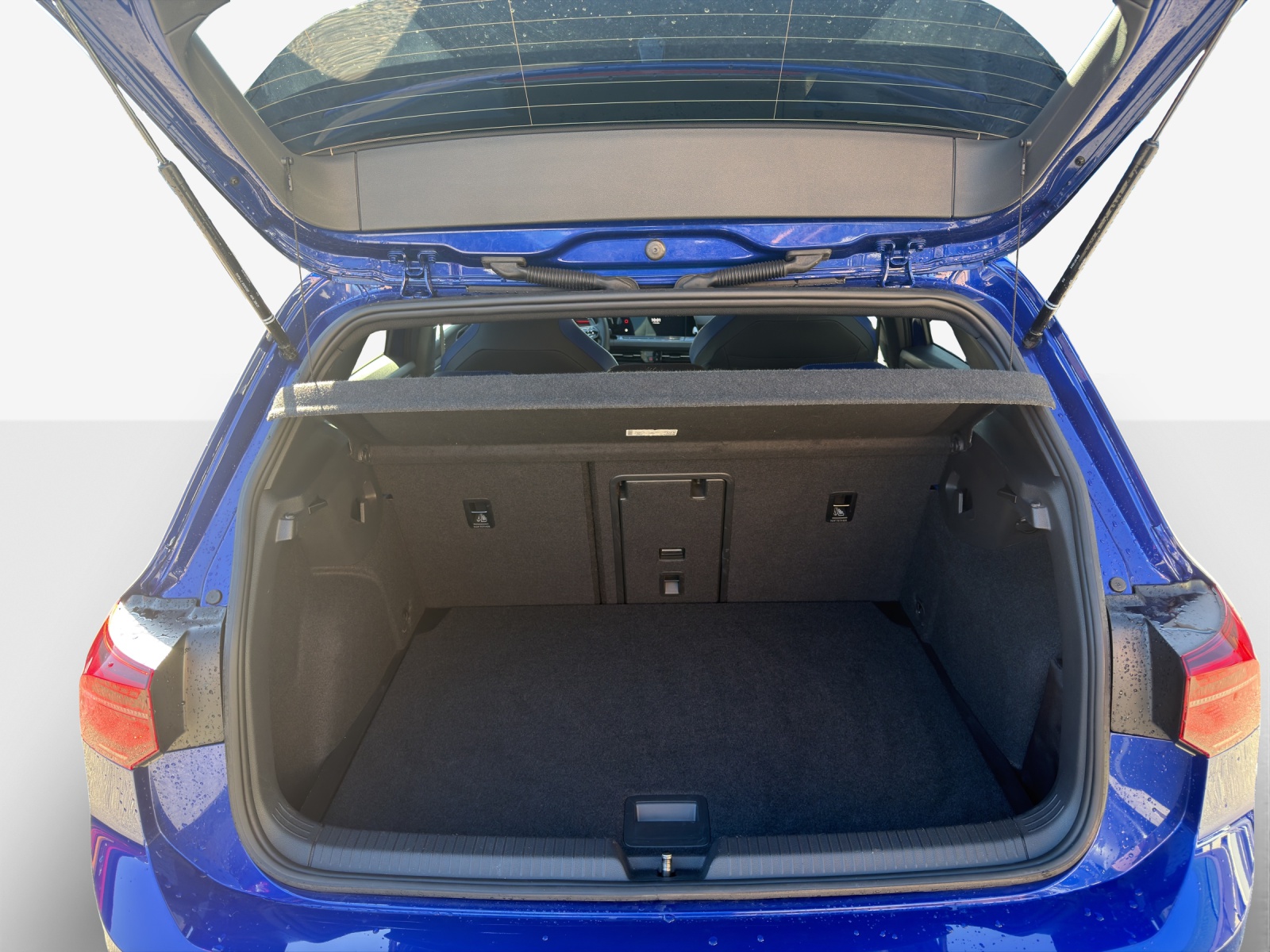 VW Golf 2.0 TSI R DSG 4Motion-image-12