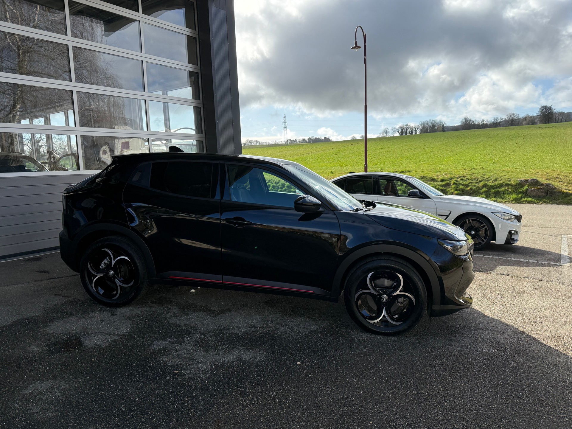ALFA ROMEO Junior 1.2 48V Hybrid Intensa SPECIALE / VENDUE VERKAUFT