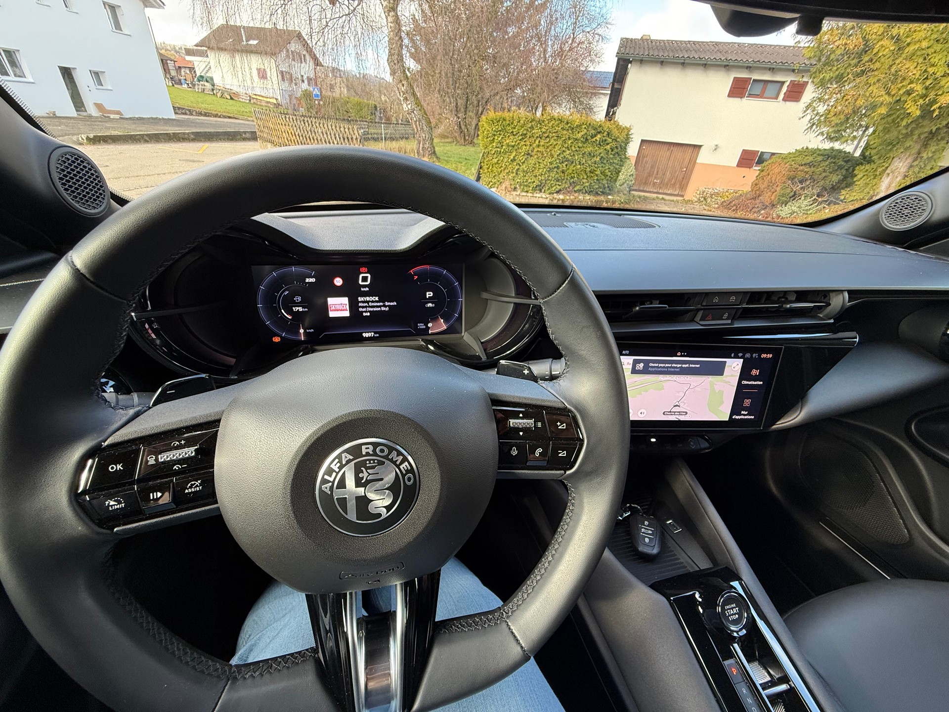 ALFA ROMEO Junior 1.2 48V Hybrid Intensa SPECIALE / VENDUE VERKAUFT-image-10