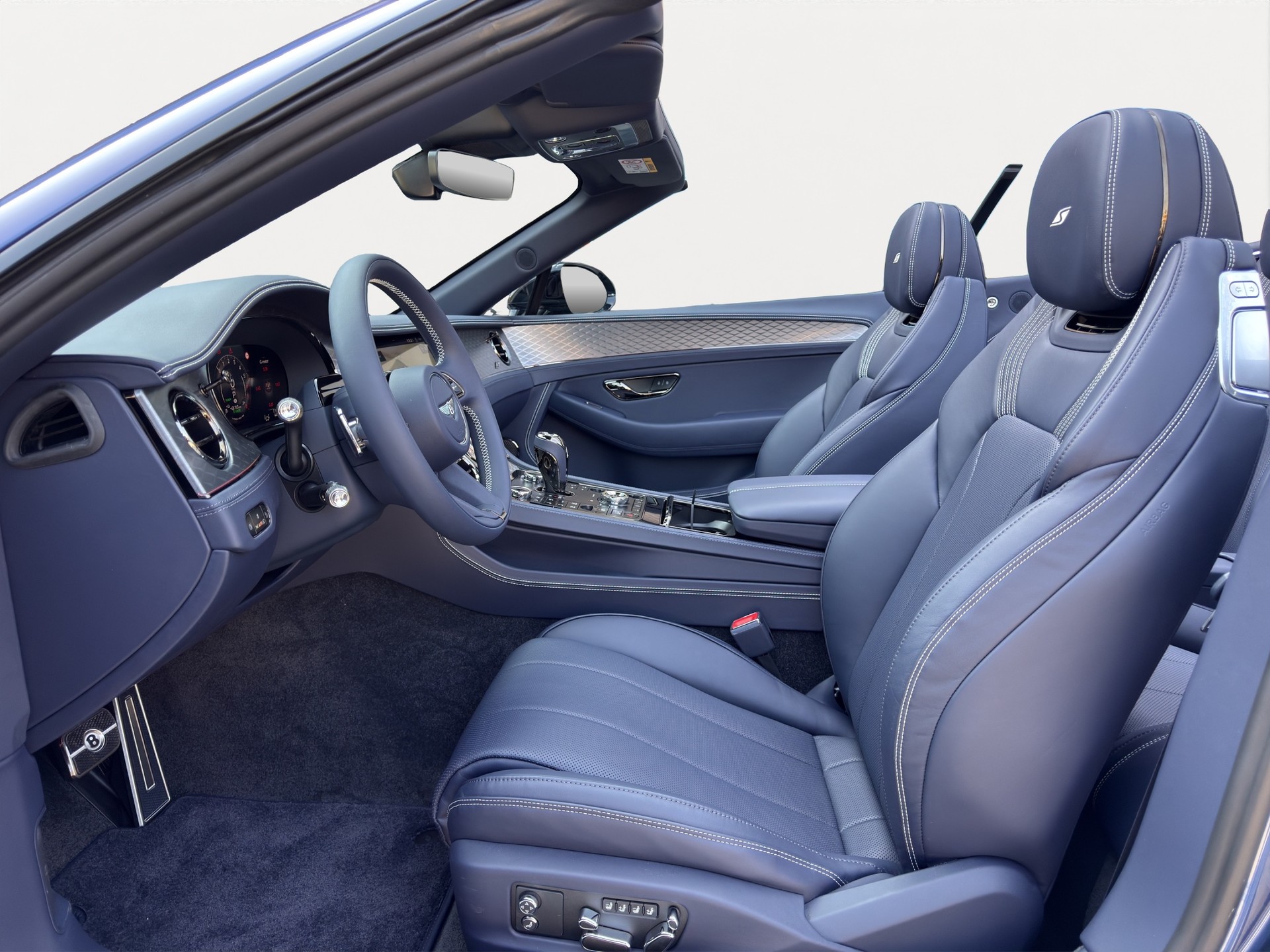 BENTLEY New GTC Continental S-image-1
