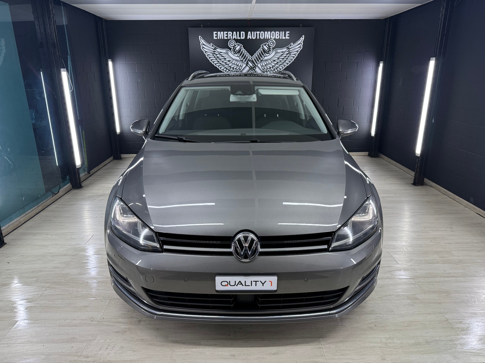 VW Golf Variant 2.0 TDI Comfortline DSG-image-1