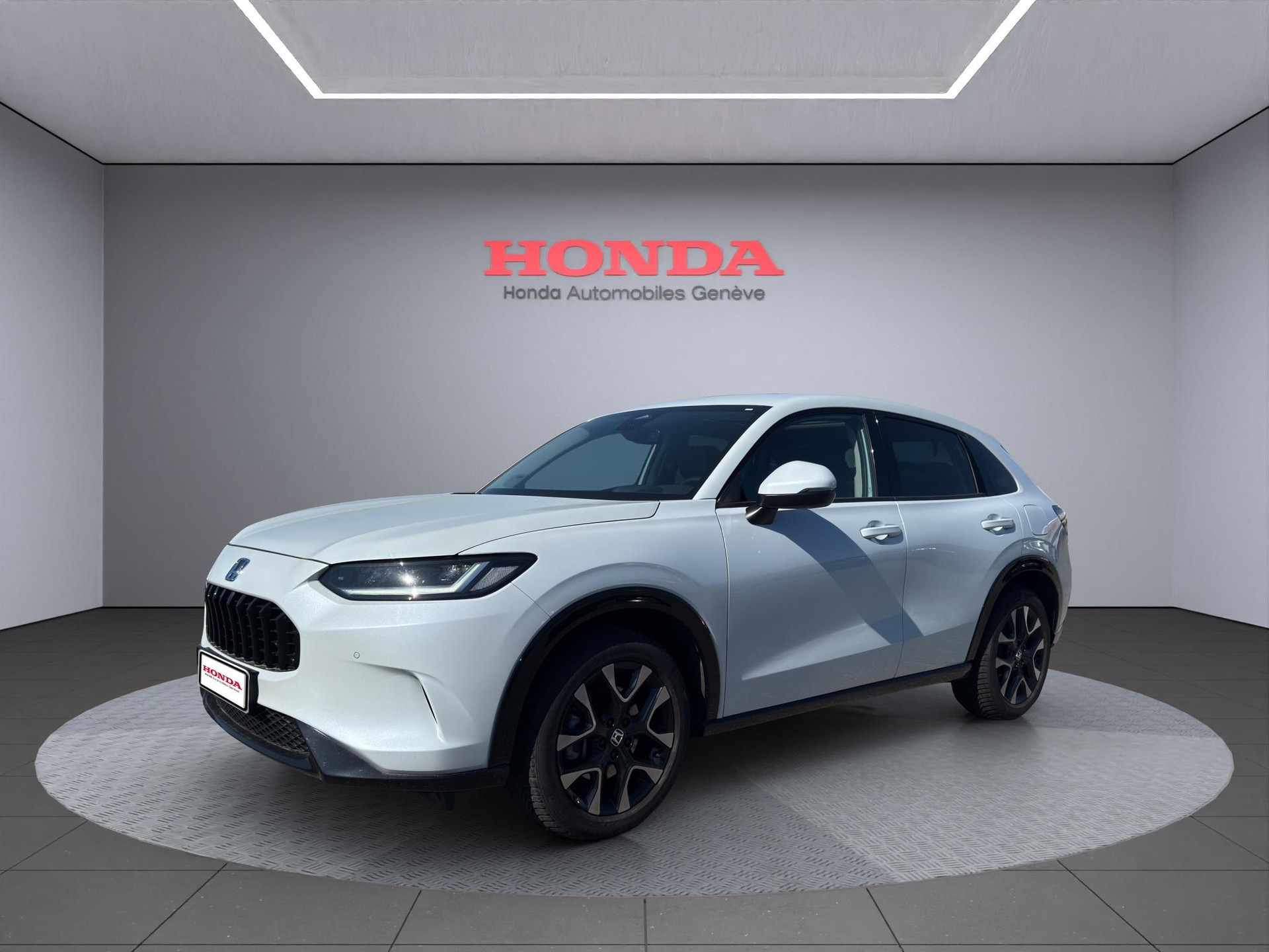 HONDA ZR-V 2.0 i-MMD Advance-showroom-element-3