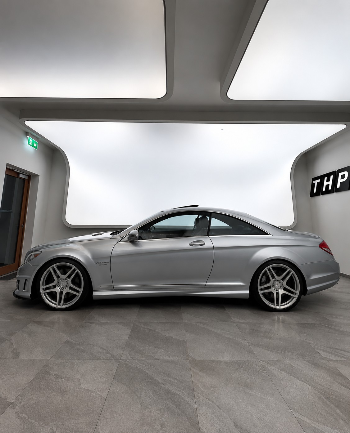MERCEDES-BENZ CL 65 AMG-showroom-element-1