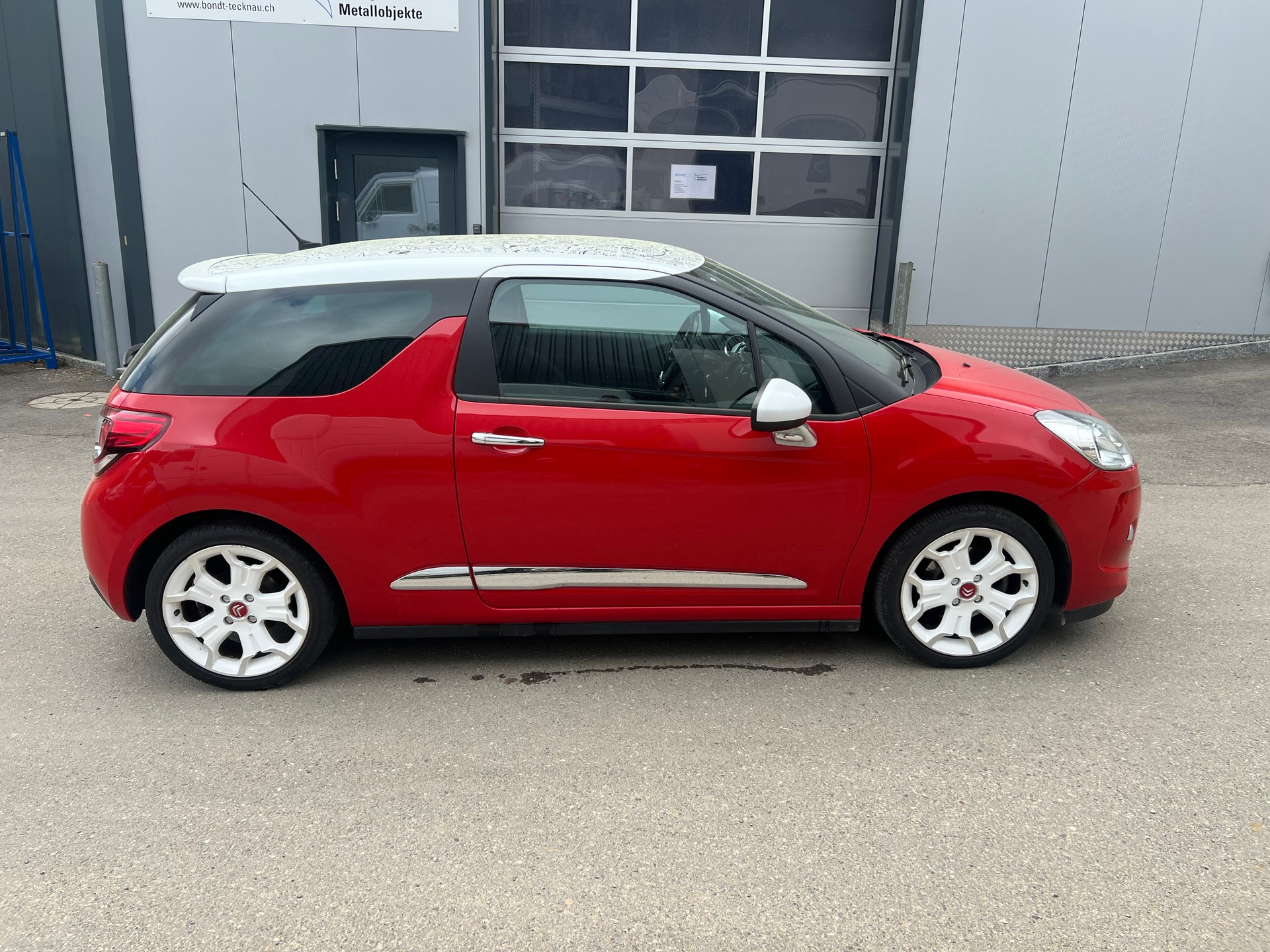 DS AUTOMOBILES DS3 1.6 THP Sport Chic-image-5