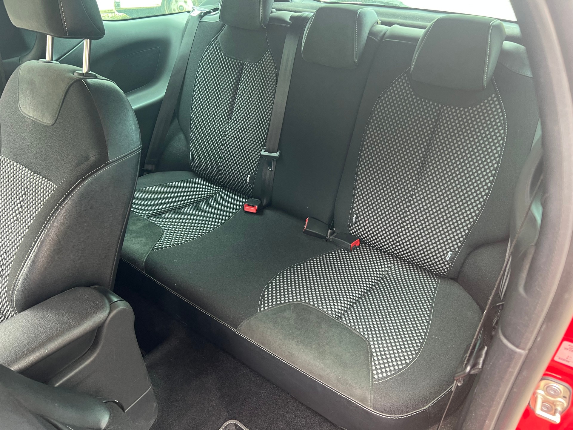 DS AUTOMOBILES DS3 1.6 THP Sport Chic-image-14