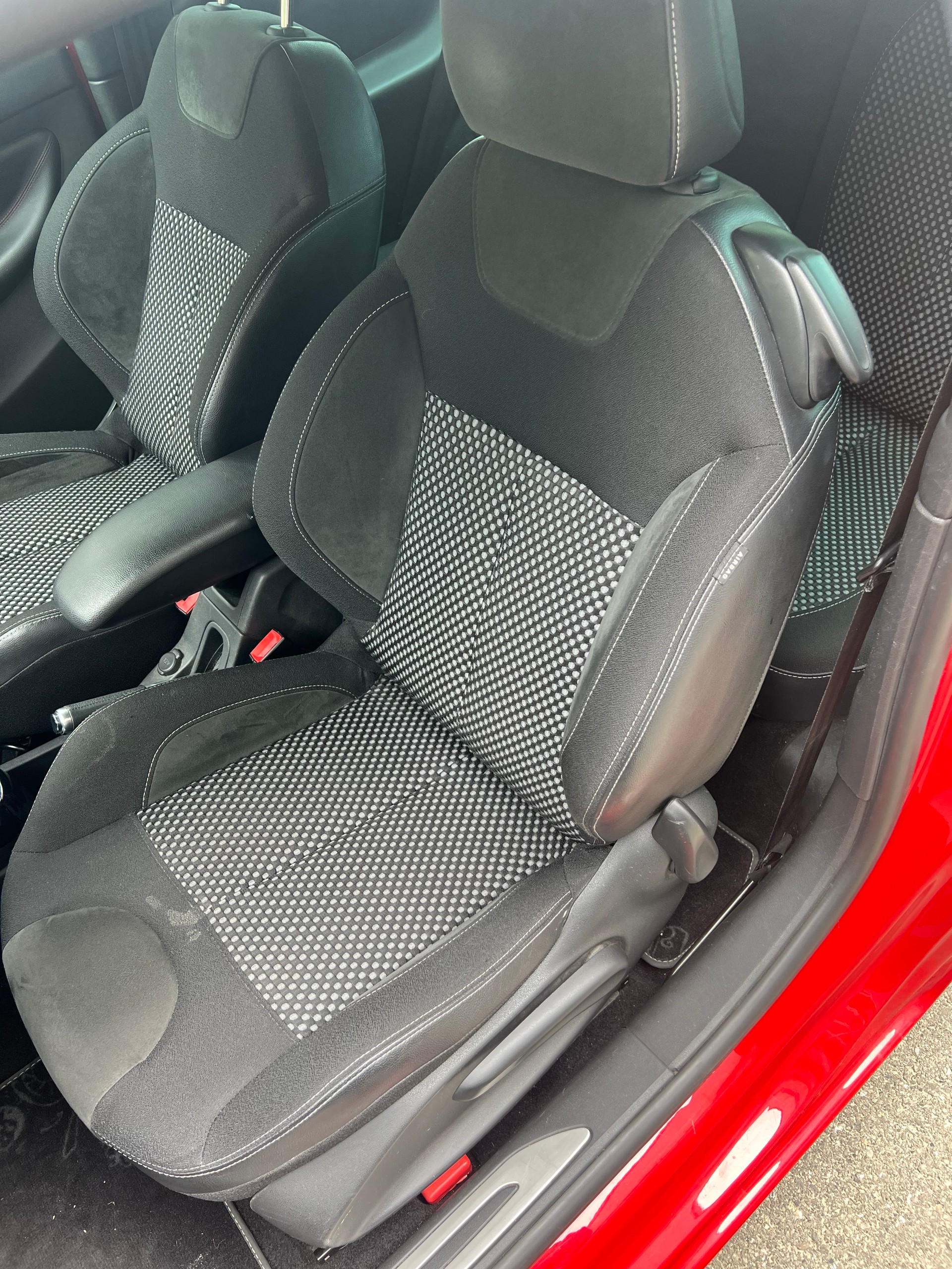 DS AUTOMOBILES DS3 1.6 THP Sport Chic-image-13