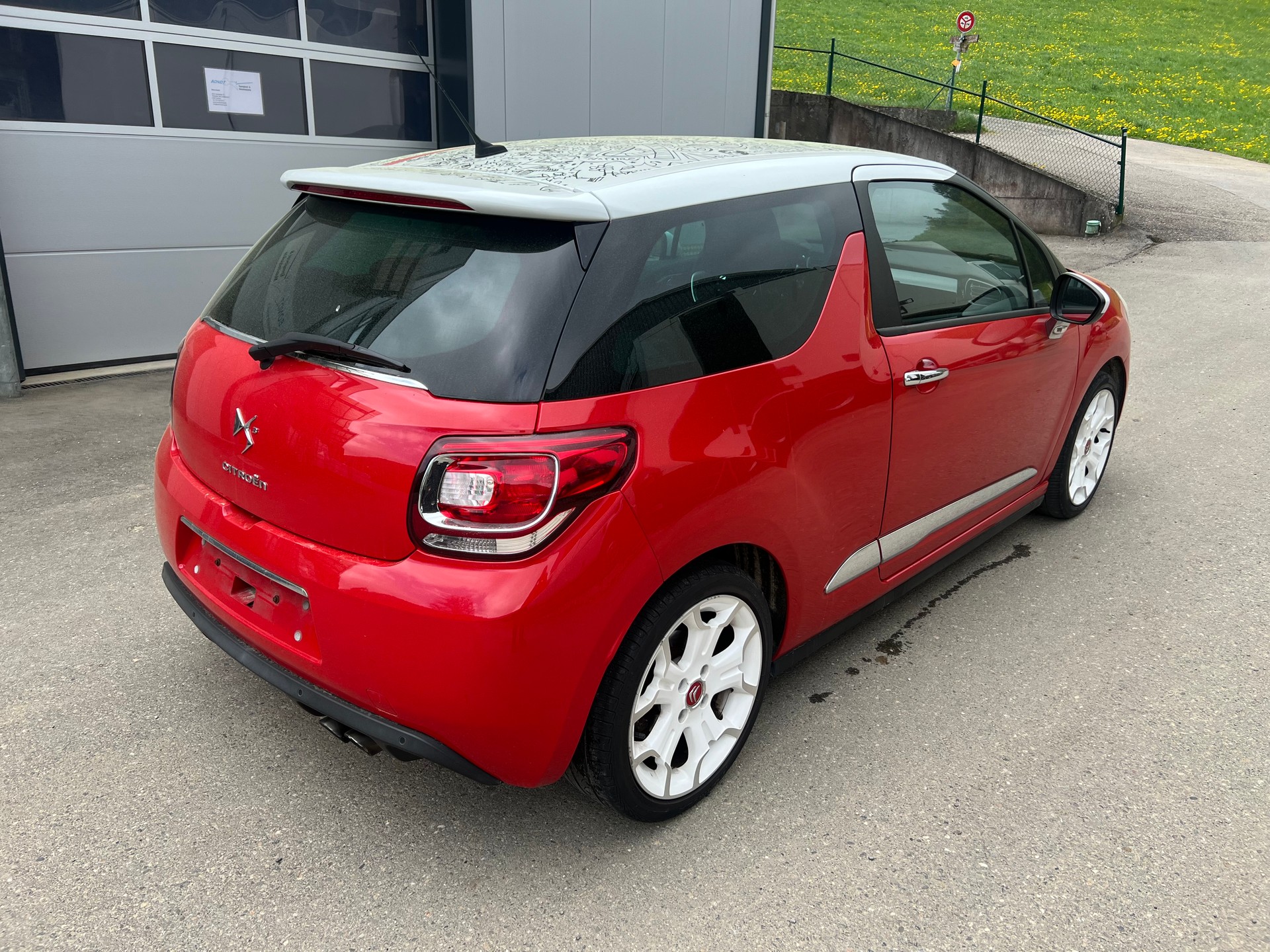 DS AUTOMOBILES DS3 1.6 THP Sport Chic-image-4