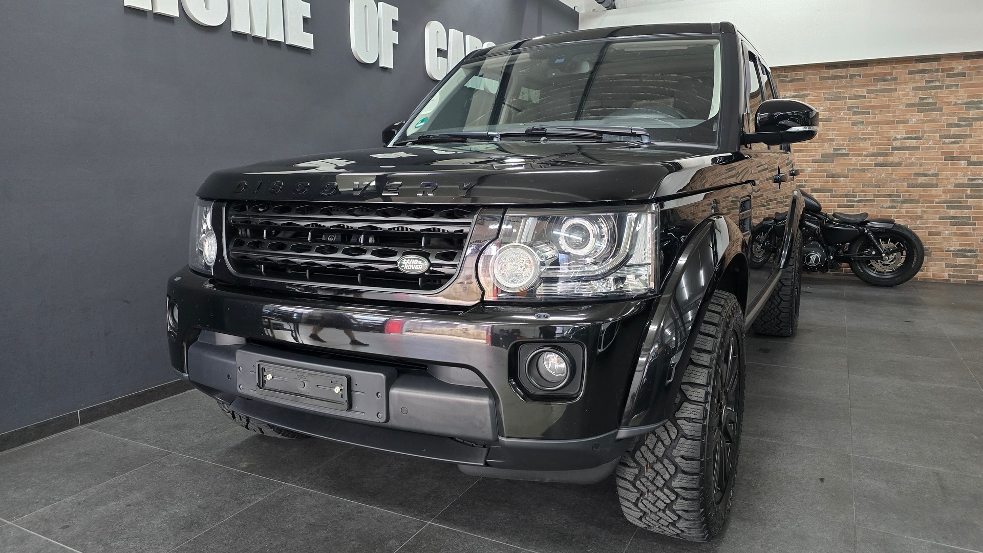 LAND ROVER Discovery 3.0 SDV6 HSE Automatic-image-0