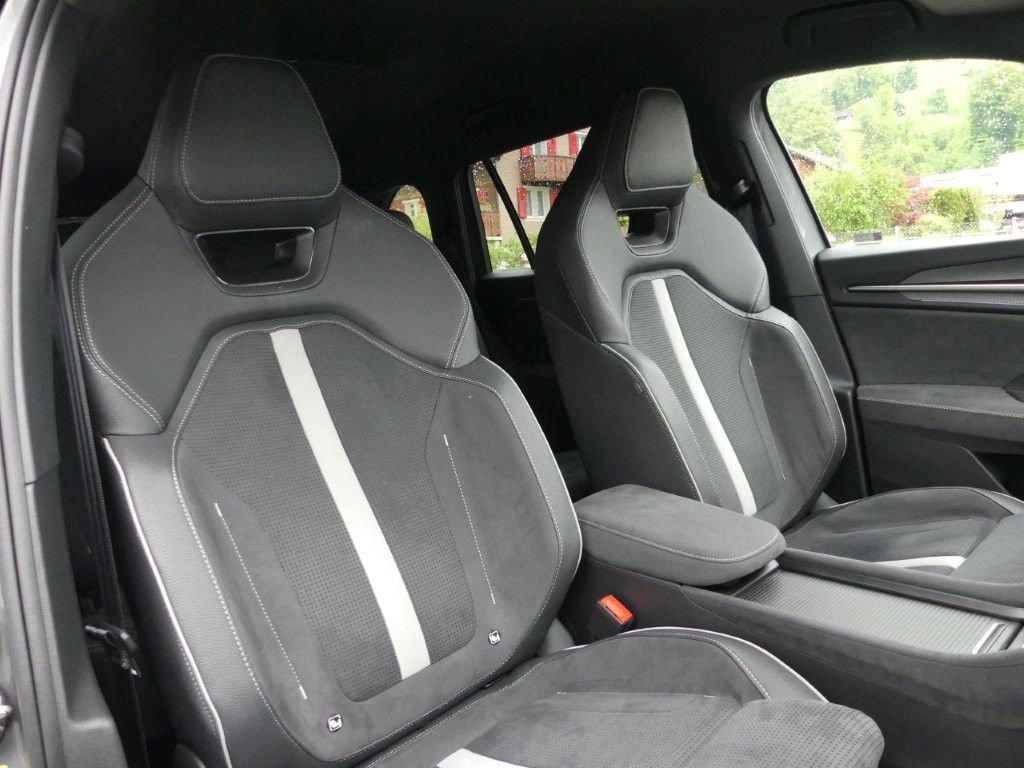 SKODA Kodiaq 1.5 TSI PHEV Sportline-image-11