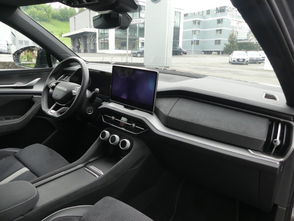 SKODA Kodiaq 1.5 TSI PHEV Sportline-image-9