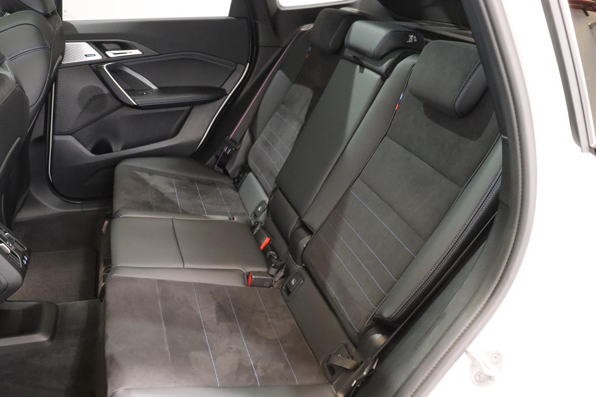 BMW X1 20d xDrive paddles-image-9