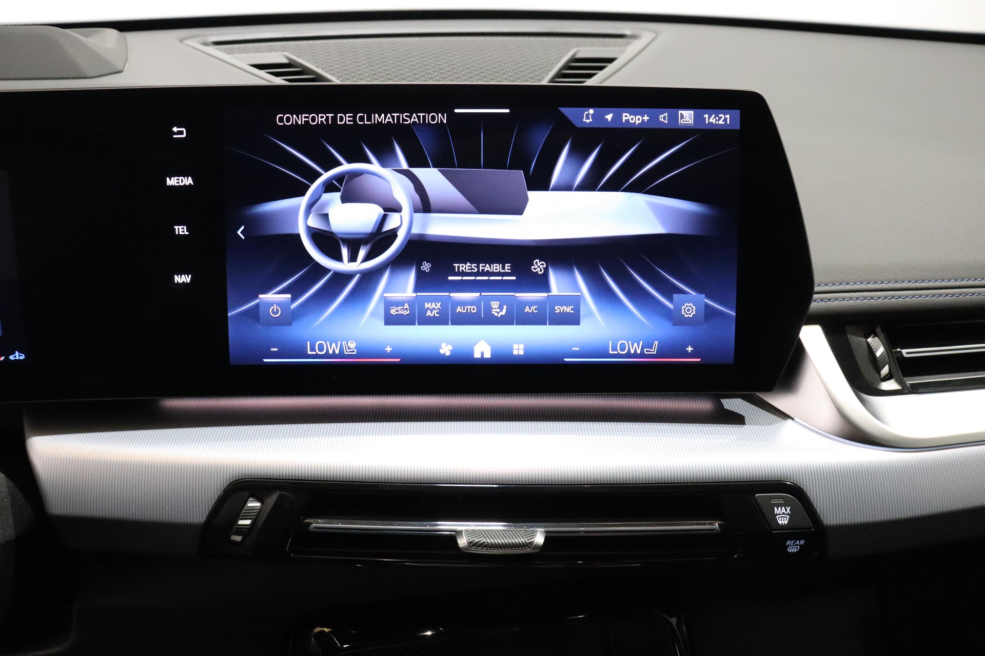 BMW X1 20d xDrive paddles-image-16