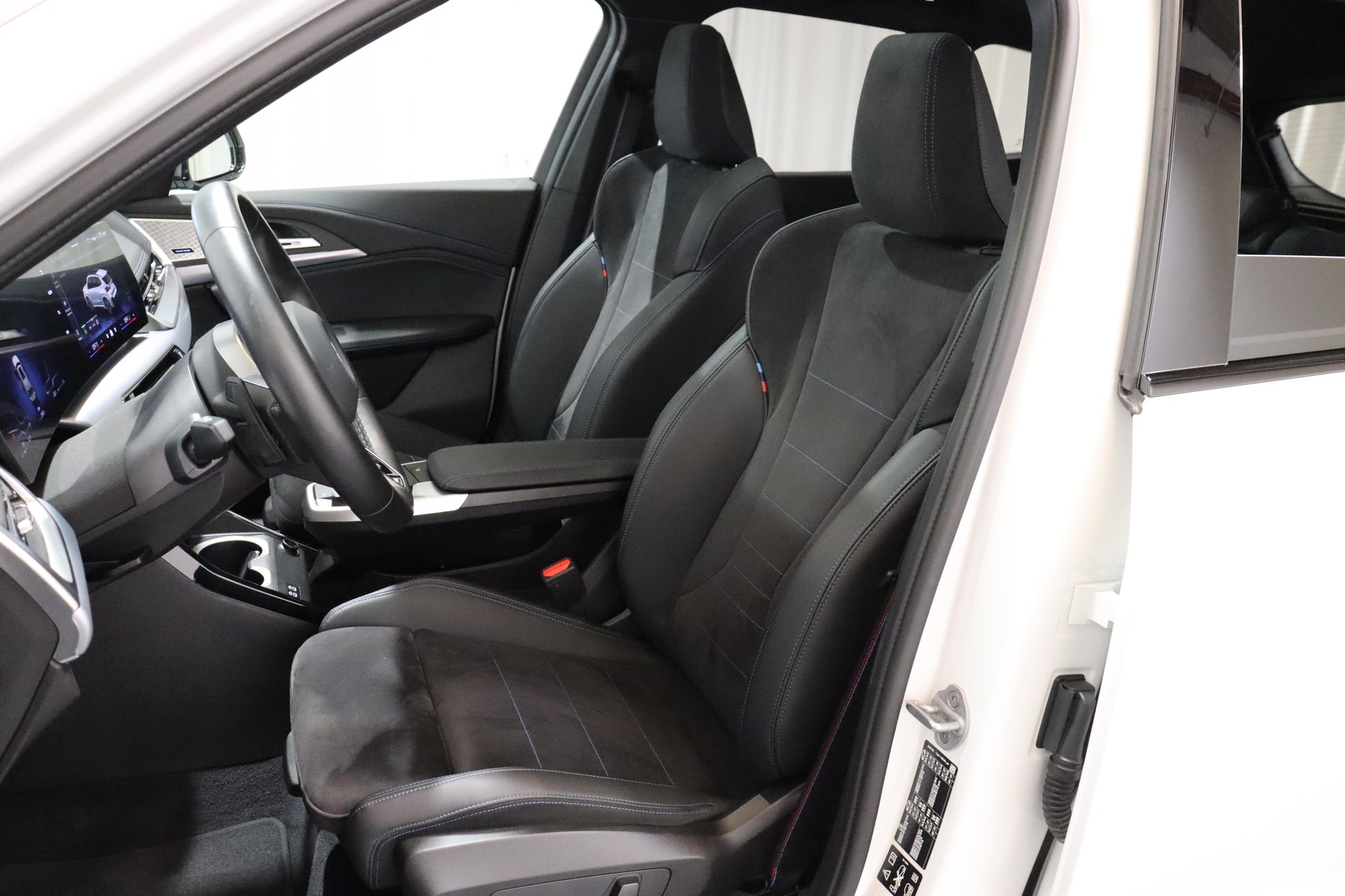 BMW X1 20d xDrive paddles-image-8