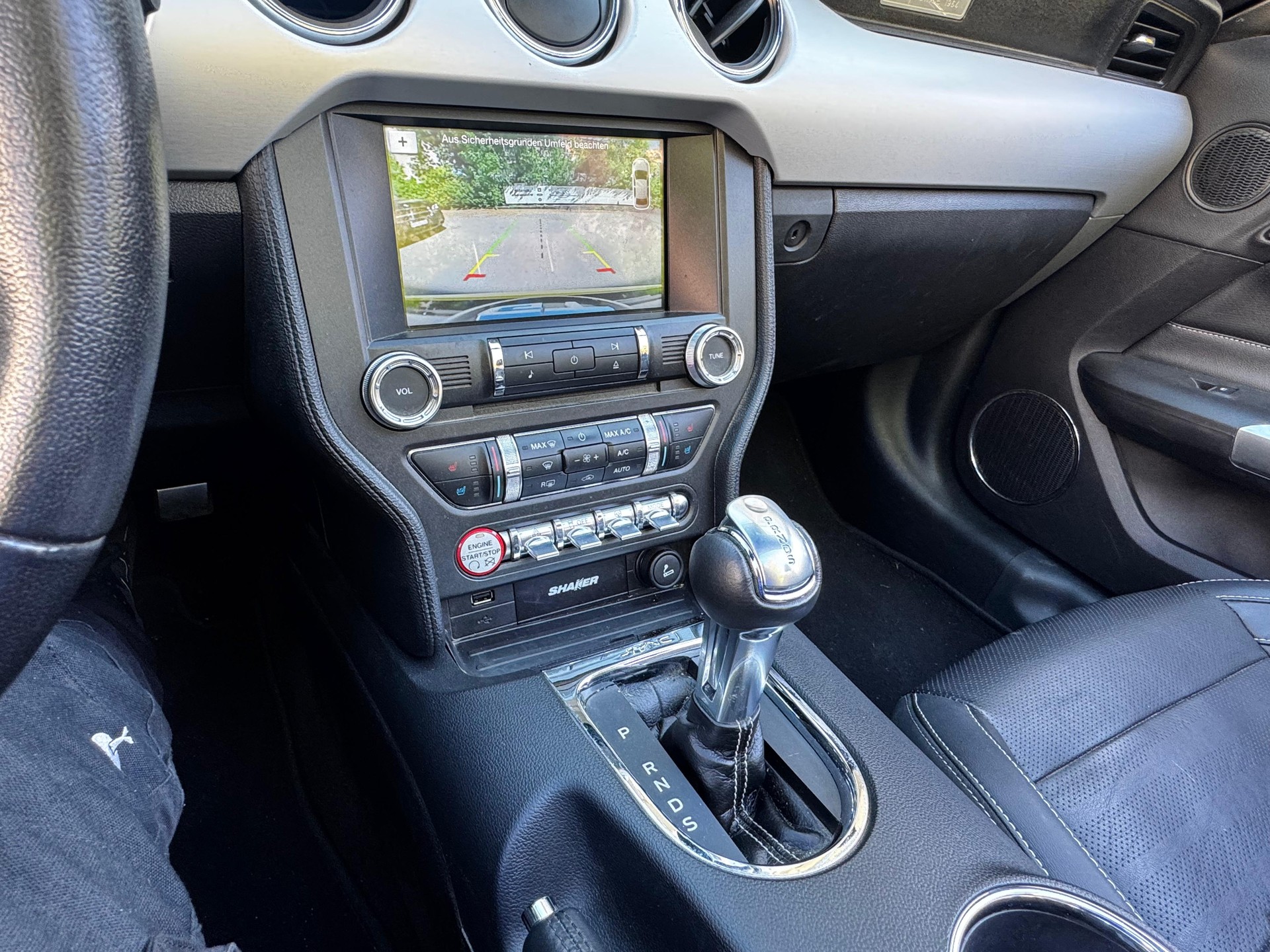 FORD Mustang Convertible 5.0 V8 GT Automat-image-11