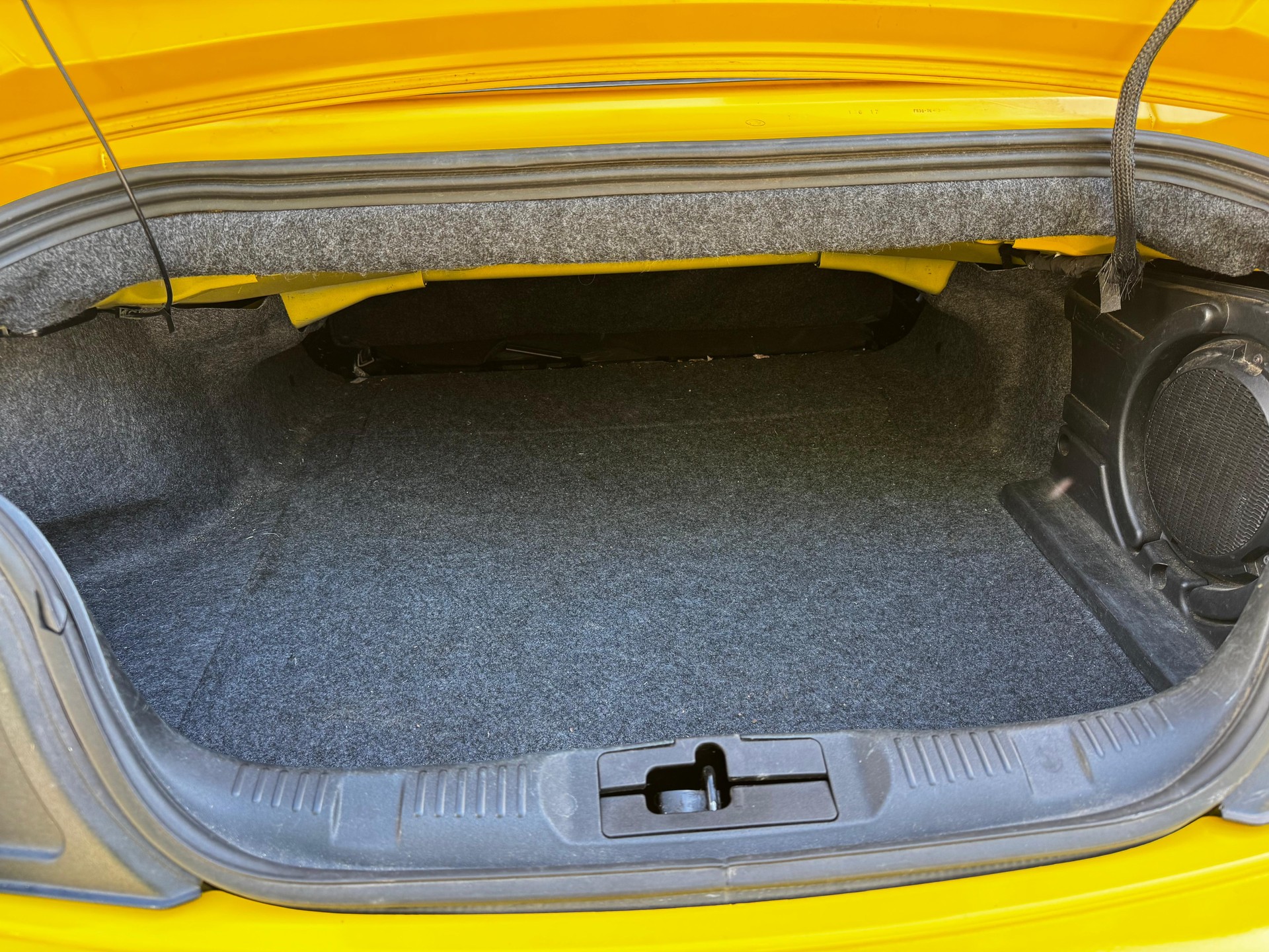 FORD Mustang Convertible 5.0 V8 GT Automat-image-13