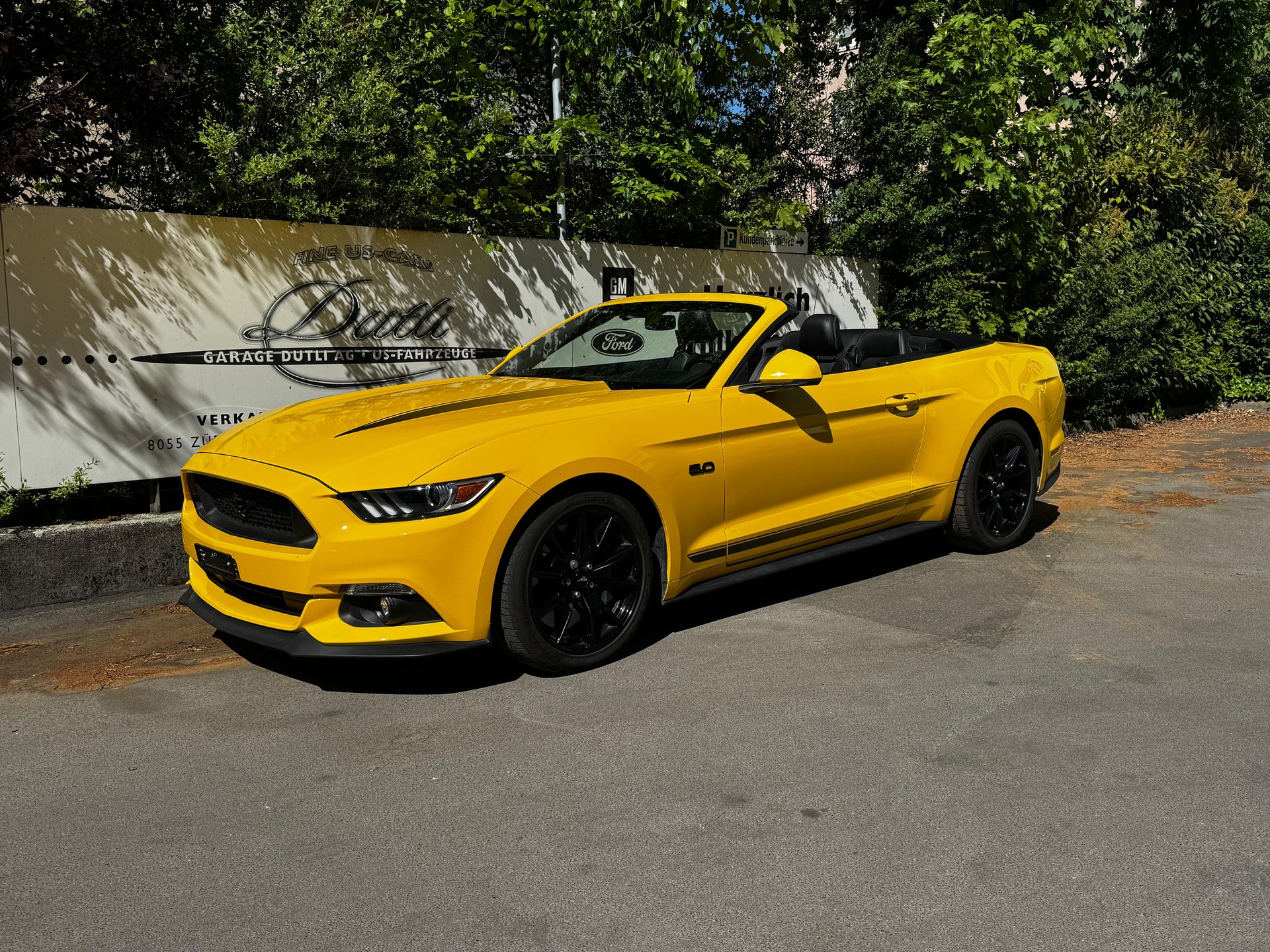 FORD Mustang Convertible 5.0 V8 GT Automat-image-5