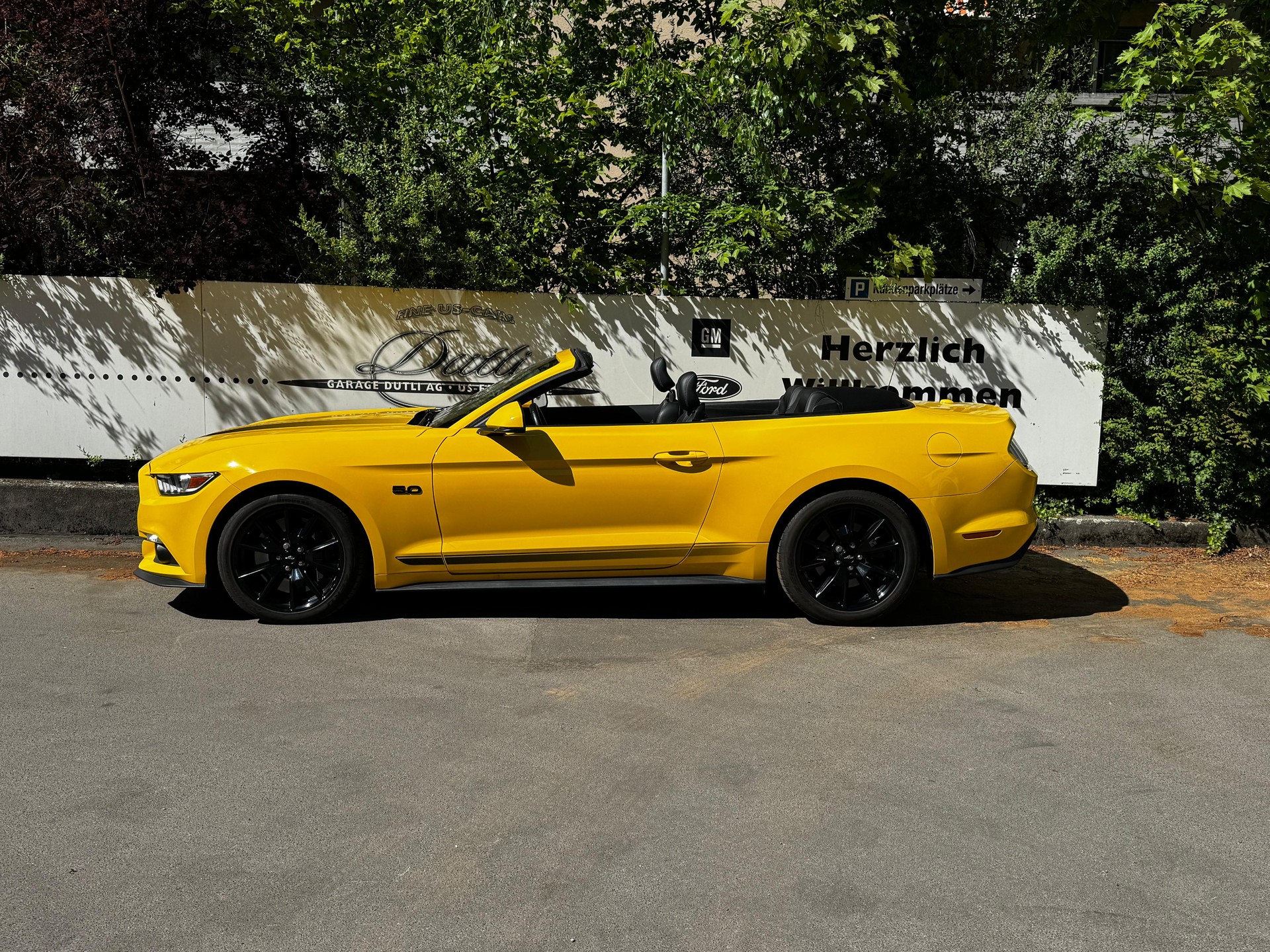 FORD Mustang Convertible 5.0 V8 GT Automat-image-6