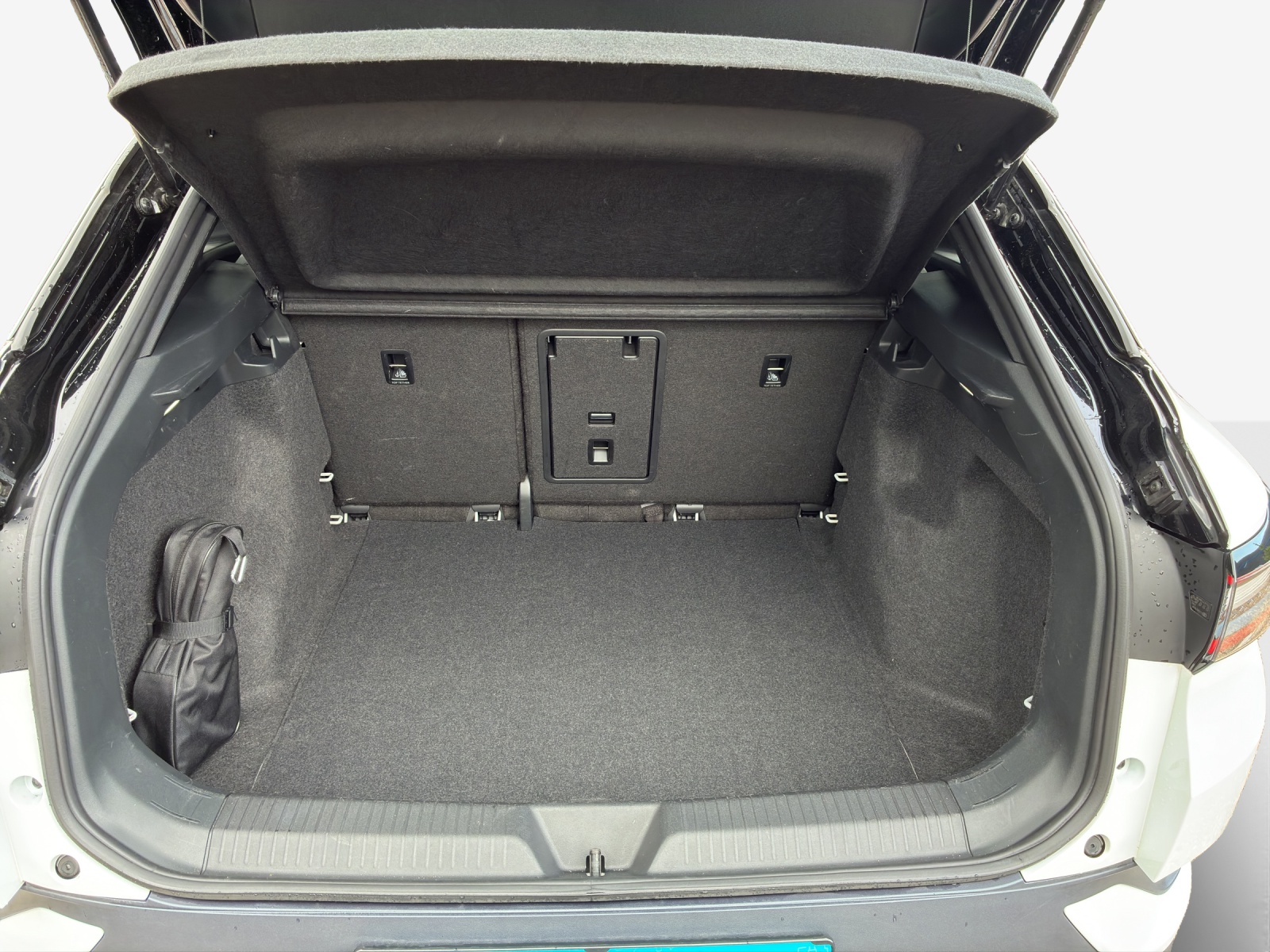 VW ID.4 Pro Performance 77 kWh 1ST-image-13