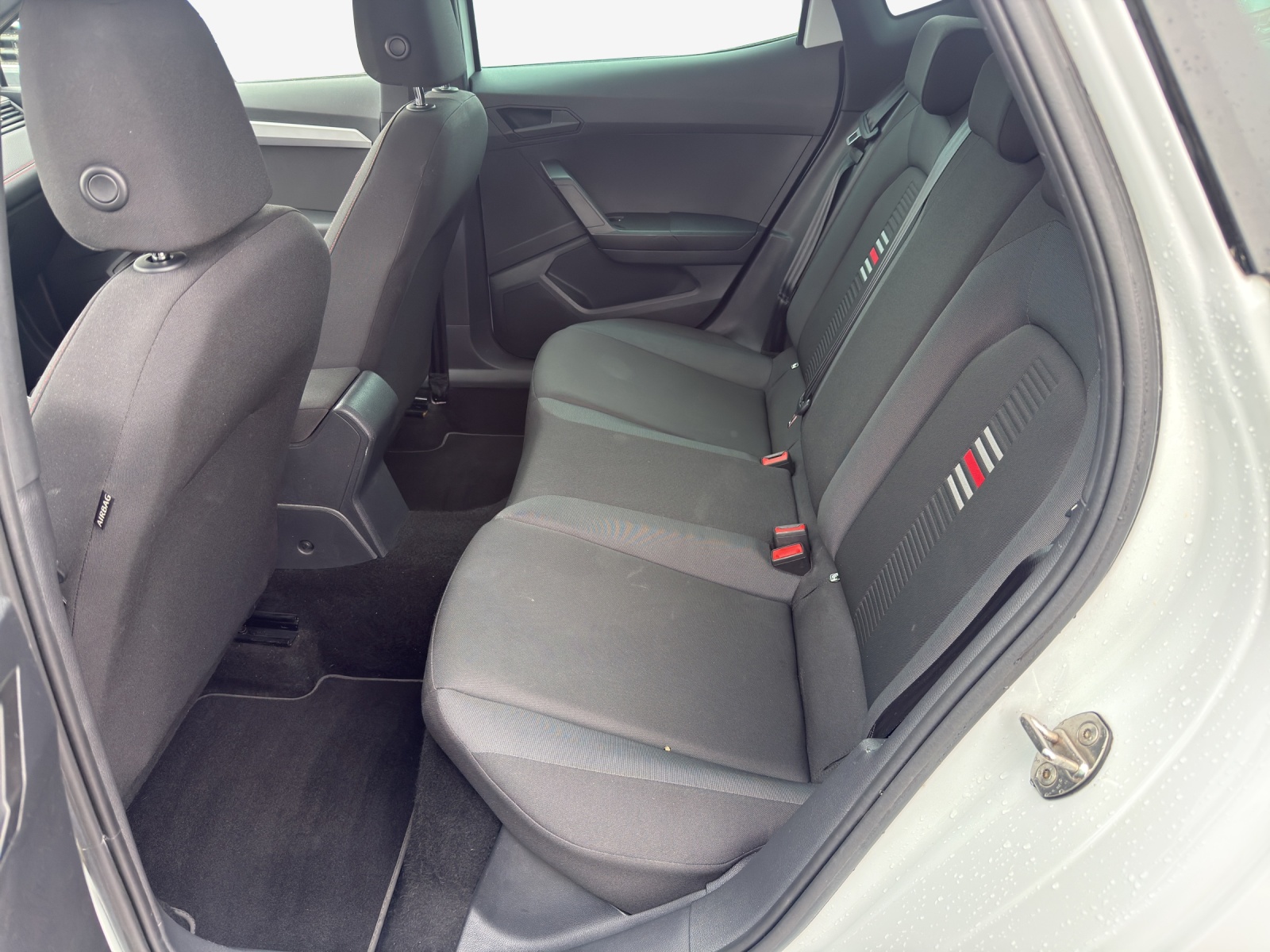 SEAT Ibiza 1.0 EcoTSI FR DSG-image-11