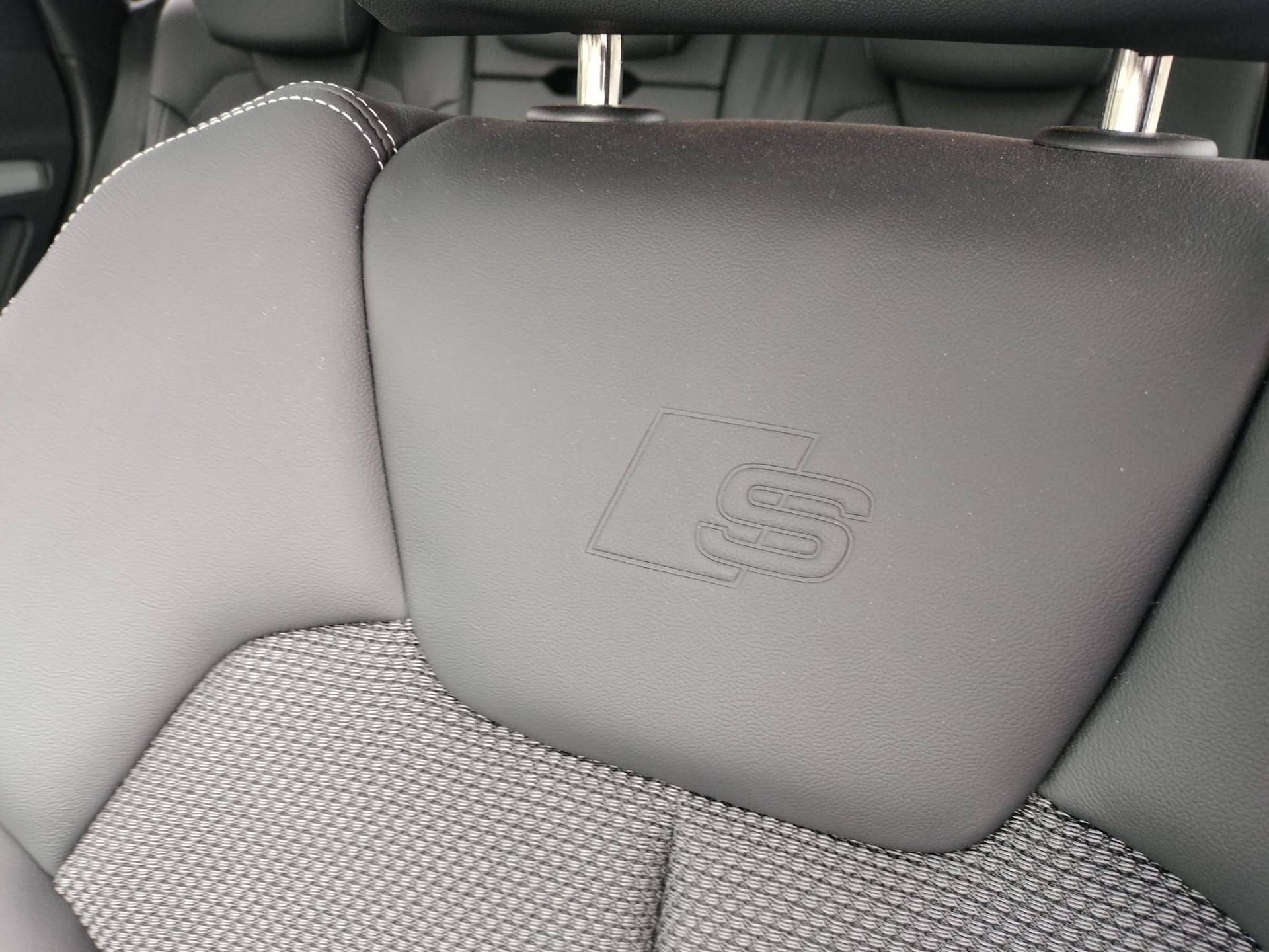 AUDI Audi Q5 55 TSFI e S Line Quattro-image-11