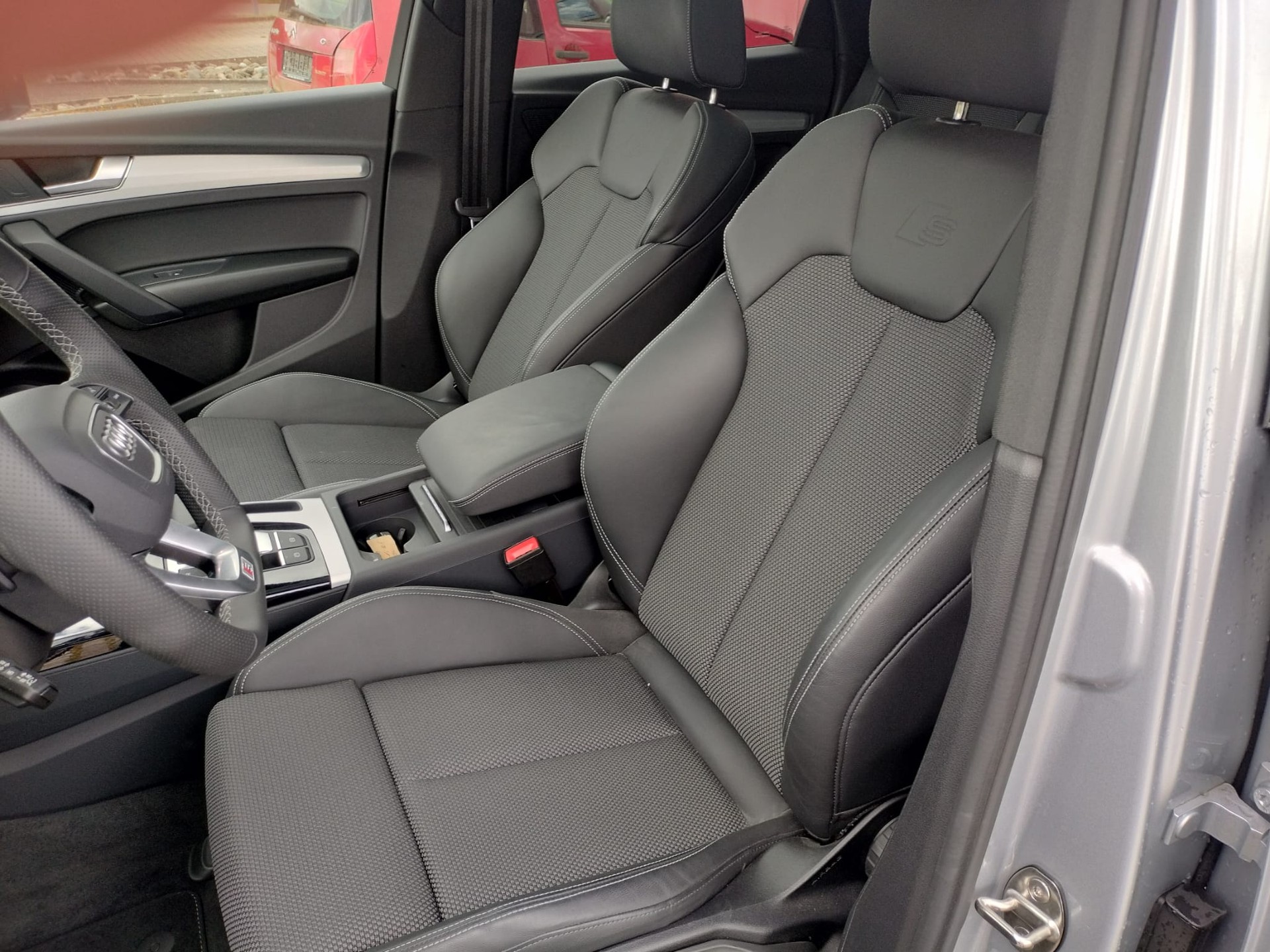 AUDI Audi Q5 55 TSFI e S Line Quattro-image-9