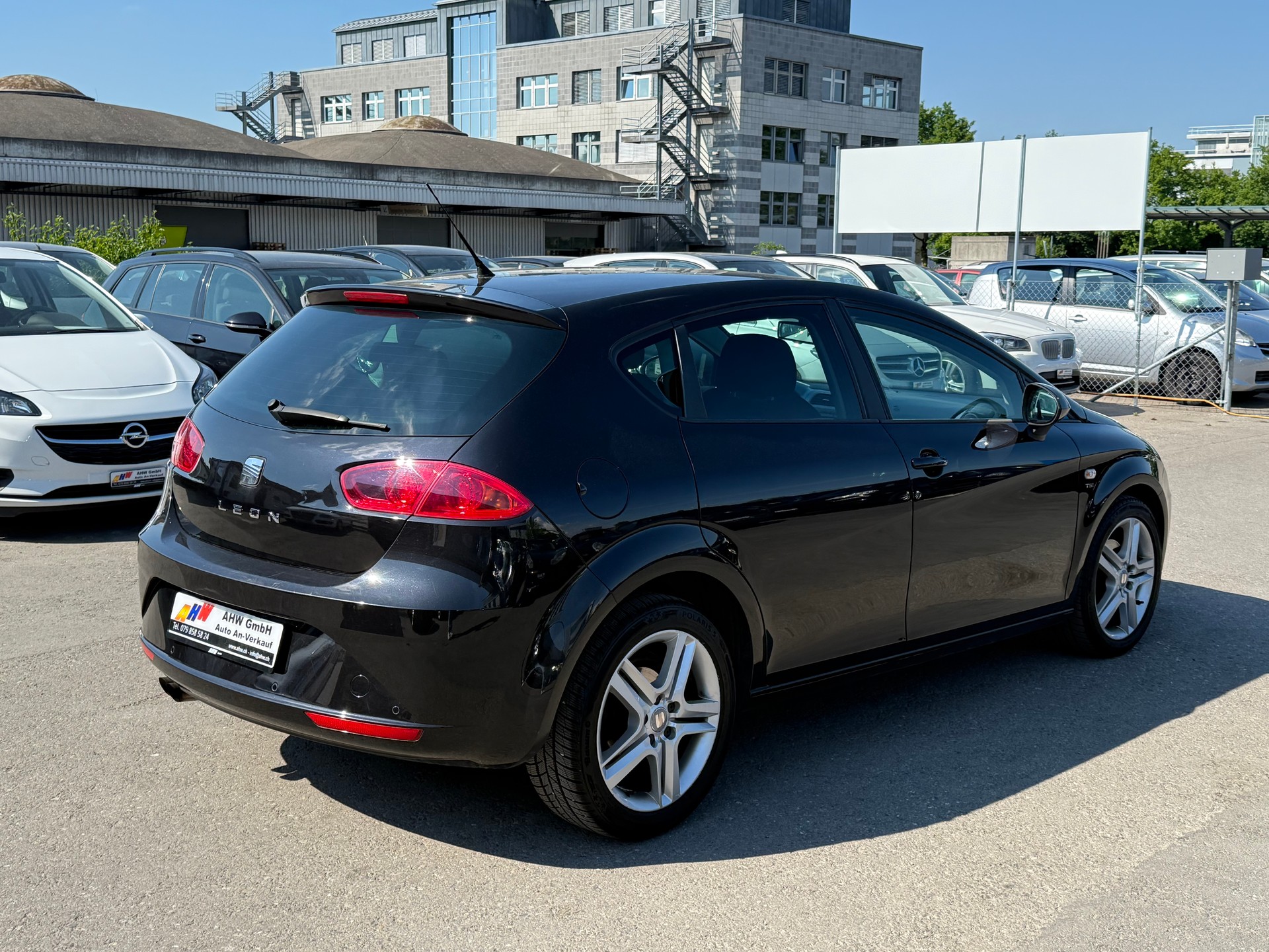 SEAT Leon 1.8 TSI Style / Frisch ab MFK / Kolben, Pleuel, Kette ersetzt / PDC / AUX / Klimaautomatik / Facelift-image-3