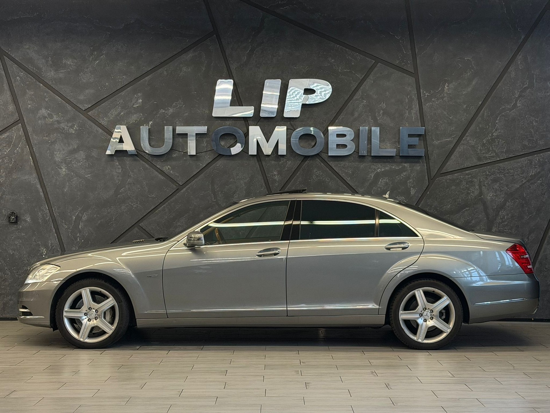 MERCEDES-BENZ S 500 L BlueEfficiency SS 4Matic 7G-Tronic-image-4