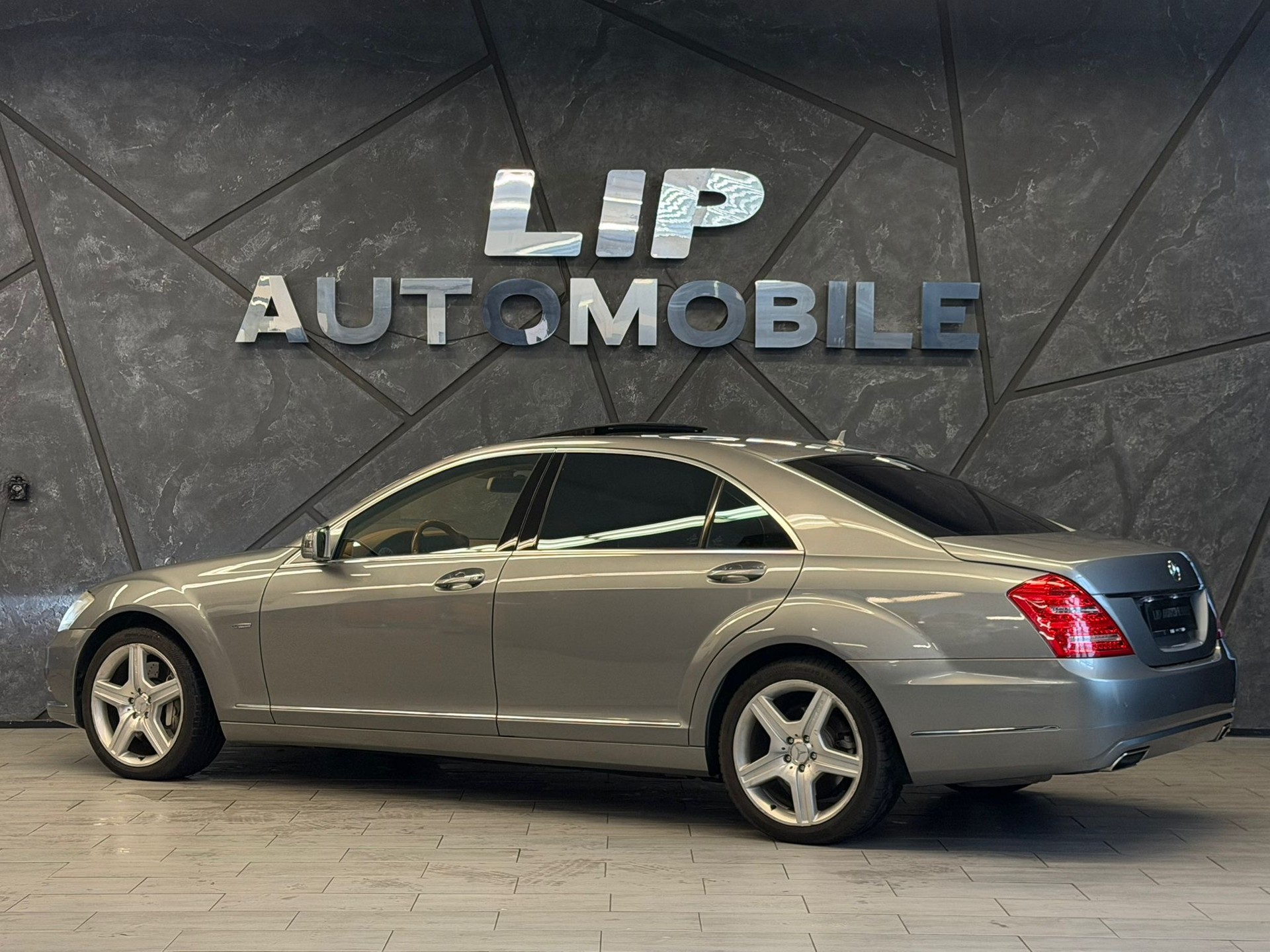 MERCEDES-BENZ S 500 L BlueEfficiency SS 4Matic 7G-Tronic-image-7