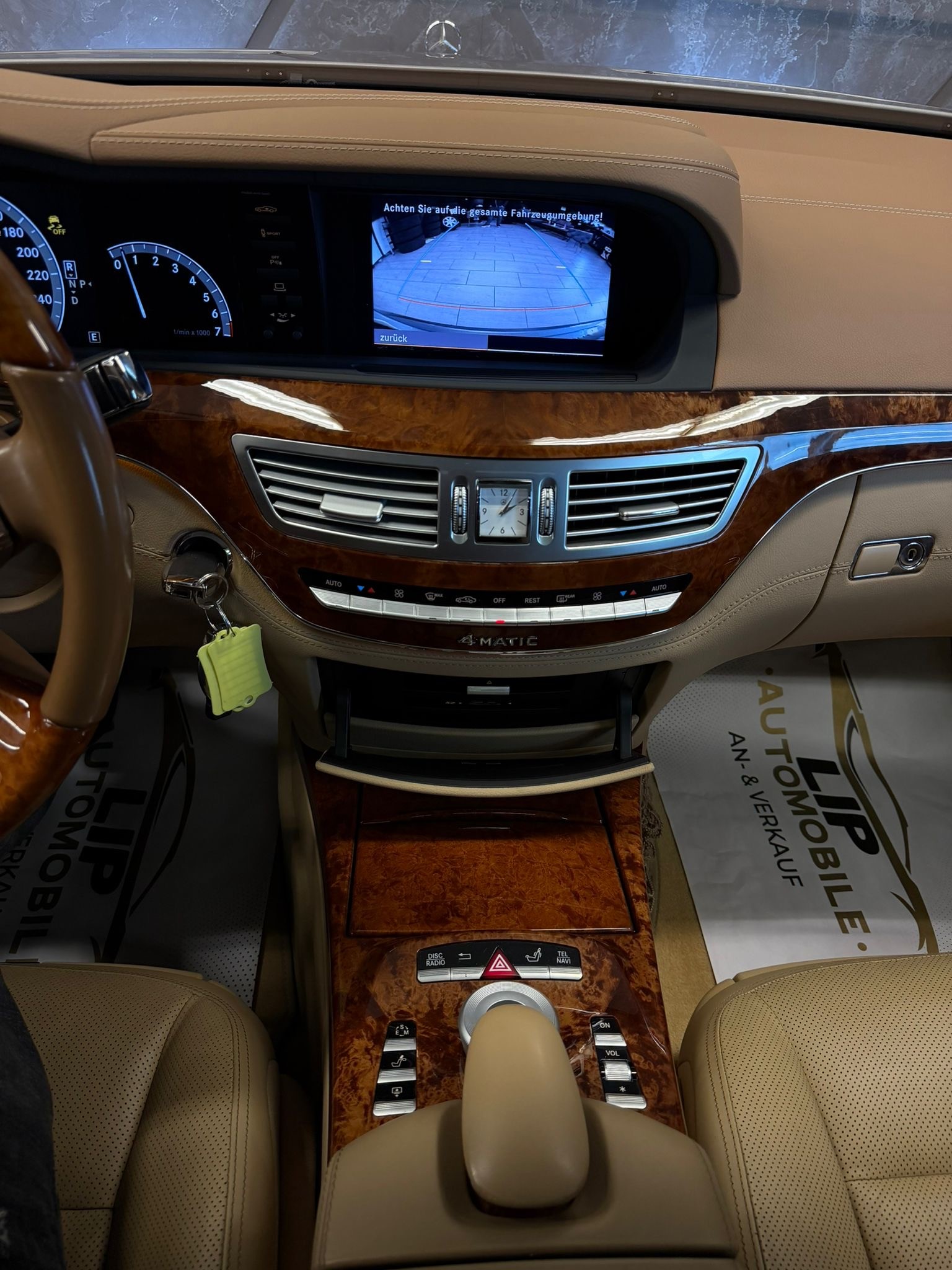 MERCEDES-BENZ S 500 L BlueEfficiency SS 4Matic 7G-Tronic-image-11