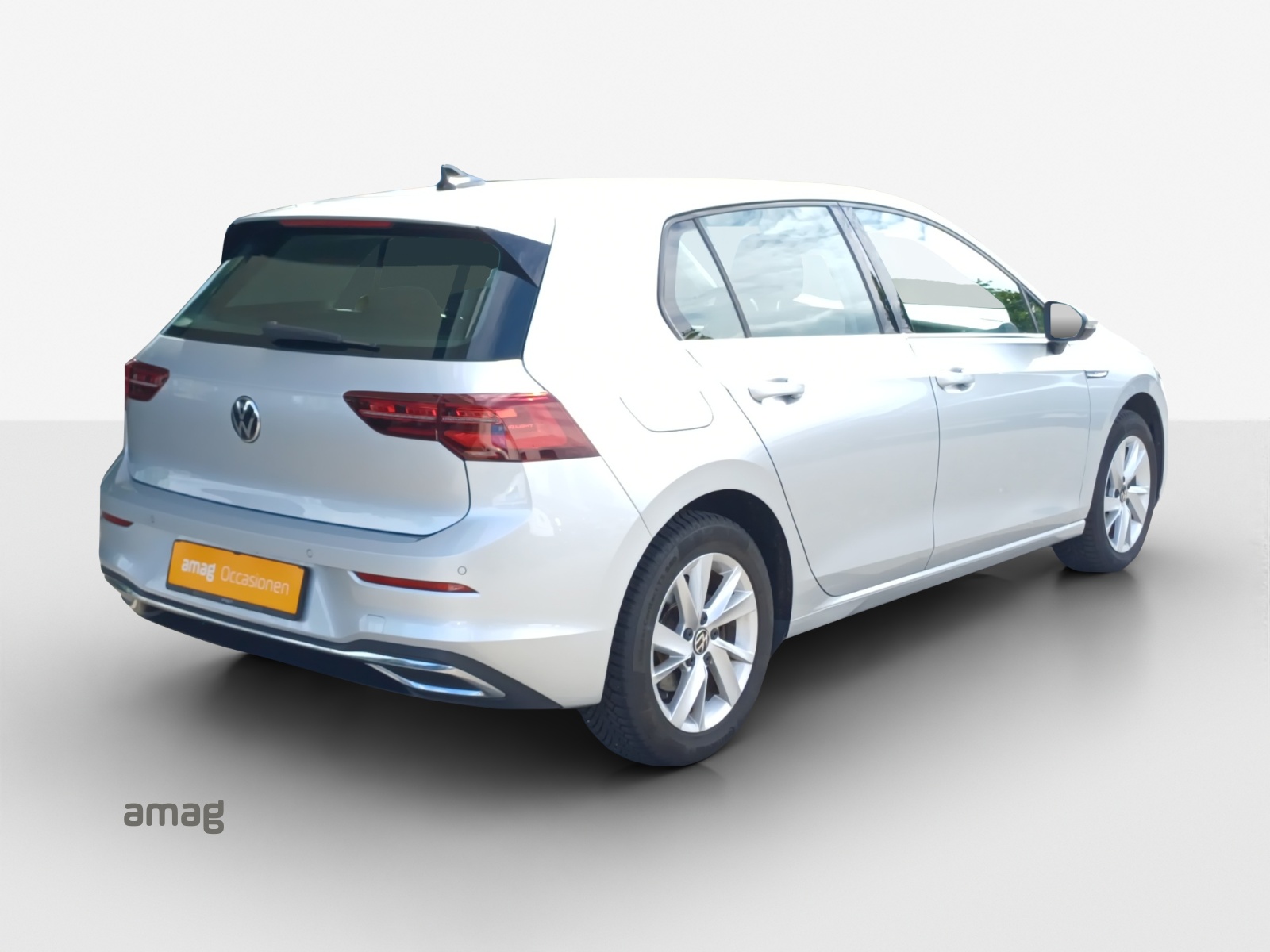 VW Golf 1.5 eTSI mHEV ACT Style DSG-image-4