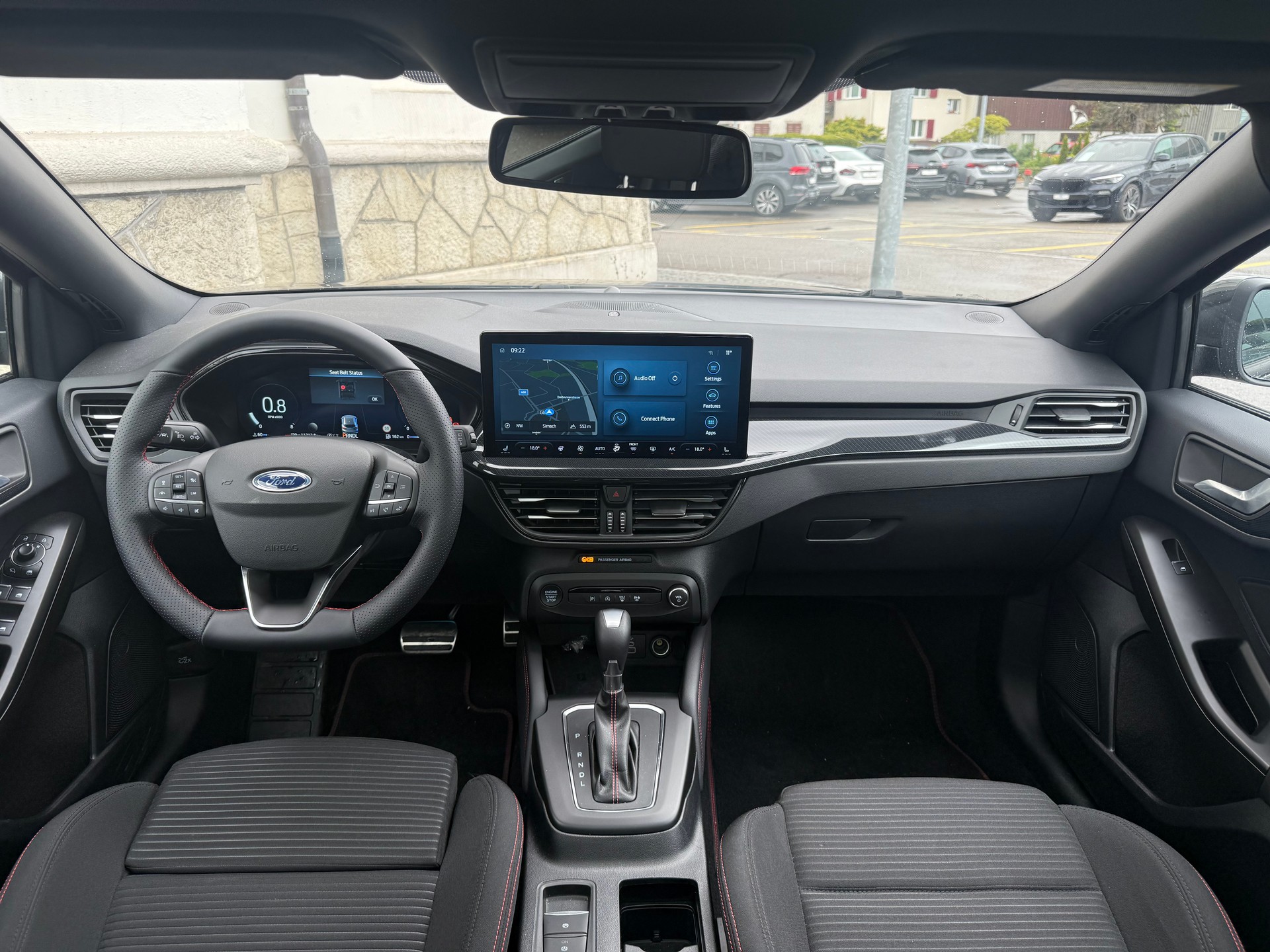 FORD Focus Station Wagon 1.0i EcoB Hybrid 155 ST-Line X-image-14