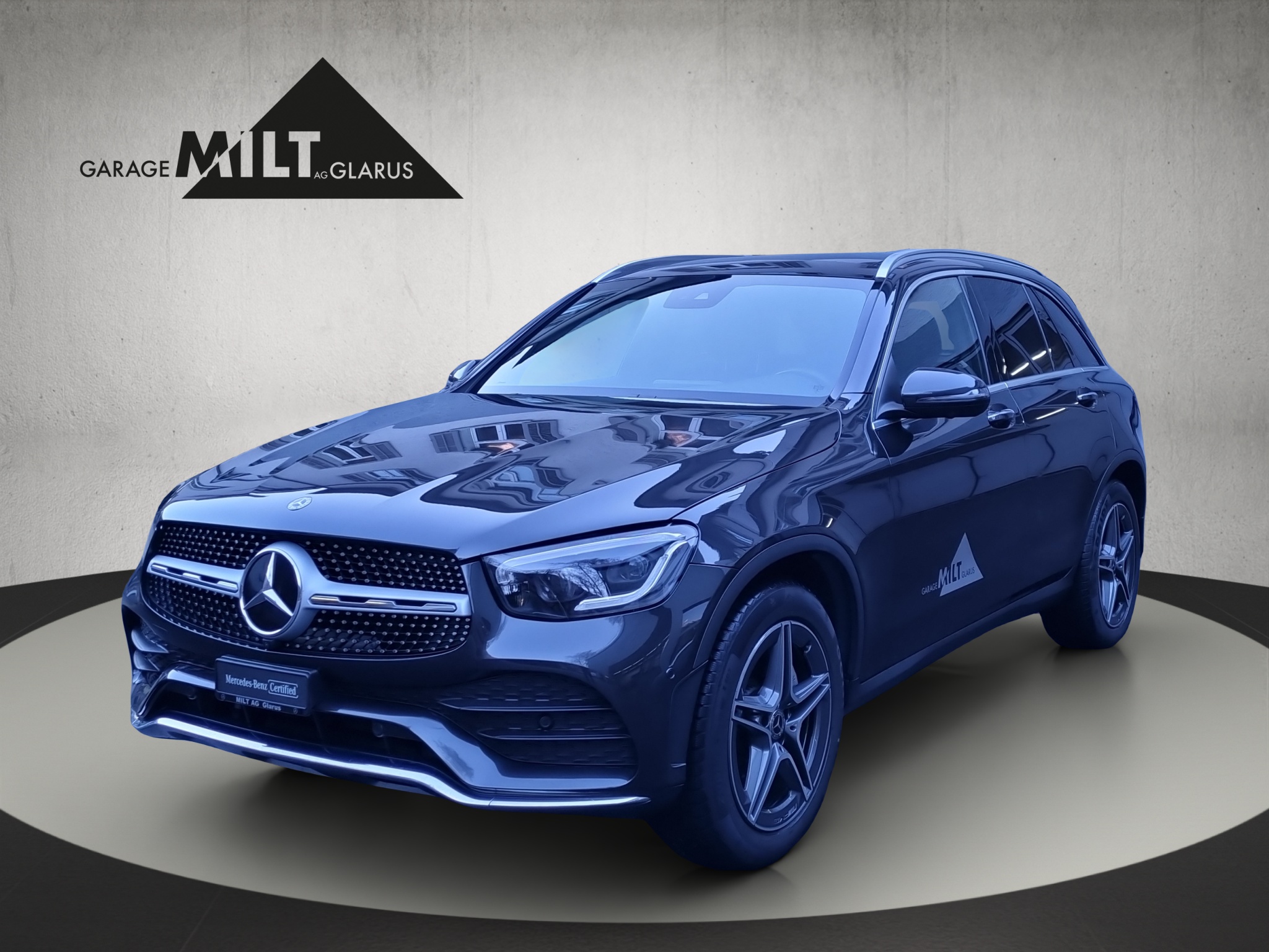 MERCEDES-BENZ GLC 300 AMG Line (SUV / Geländewagen)