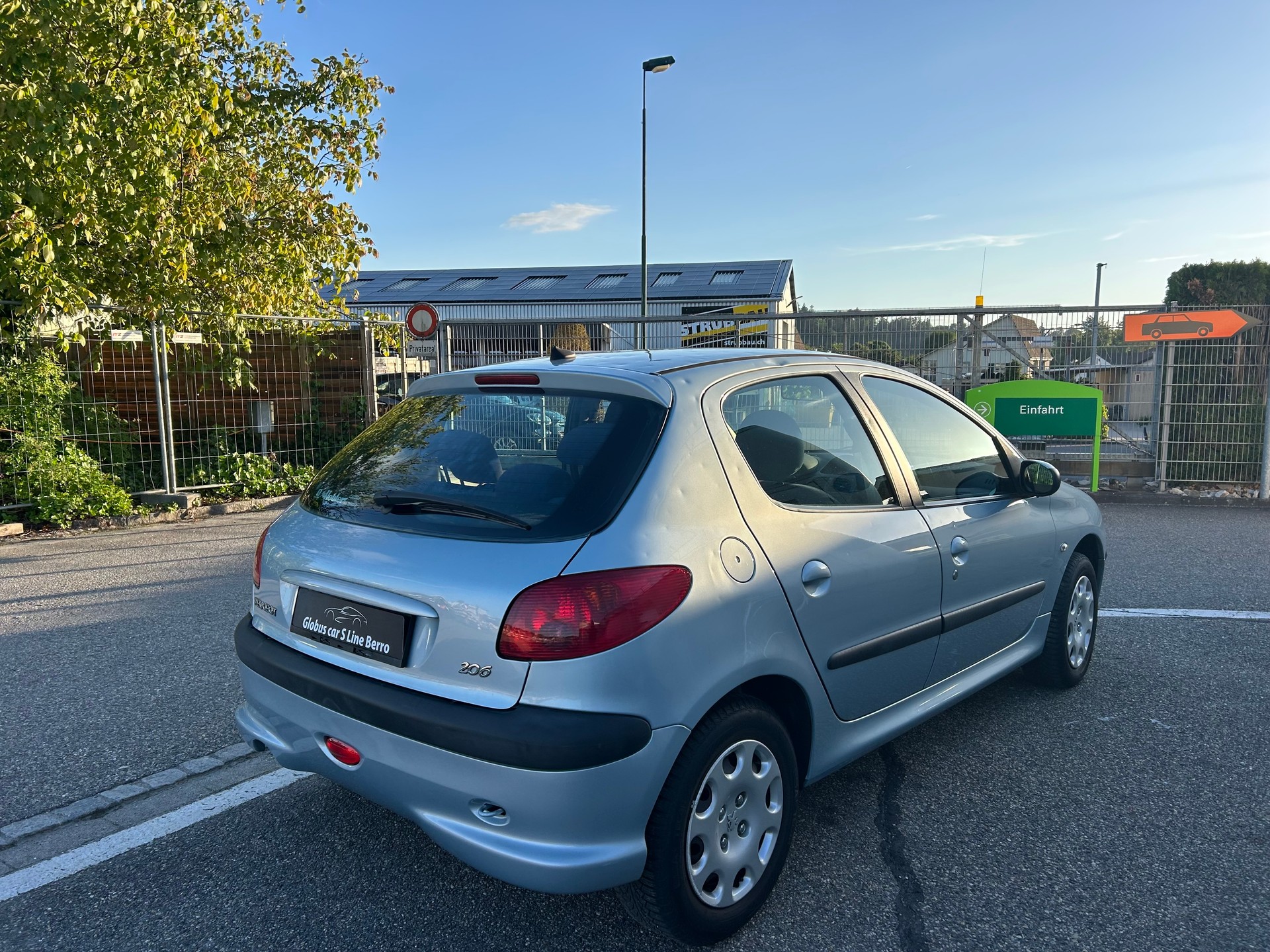 PEUGEOT 206 1.6 16V (XT) Premium-image-4