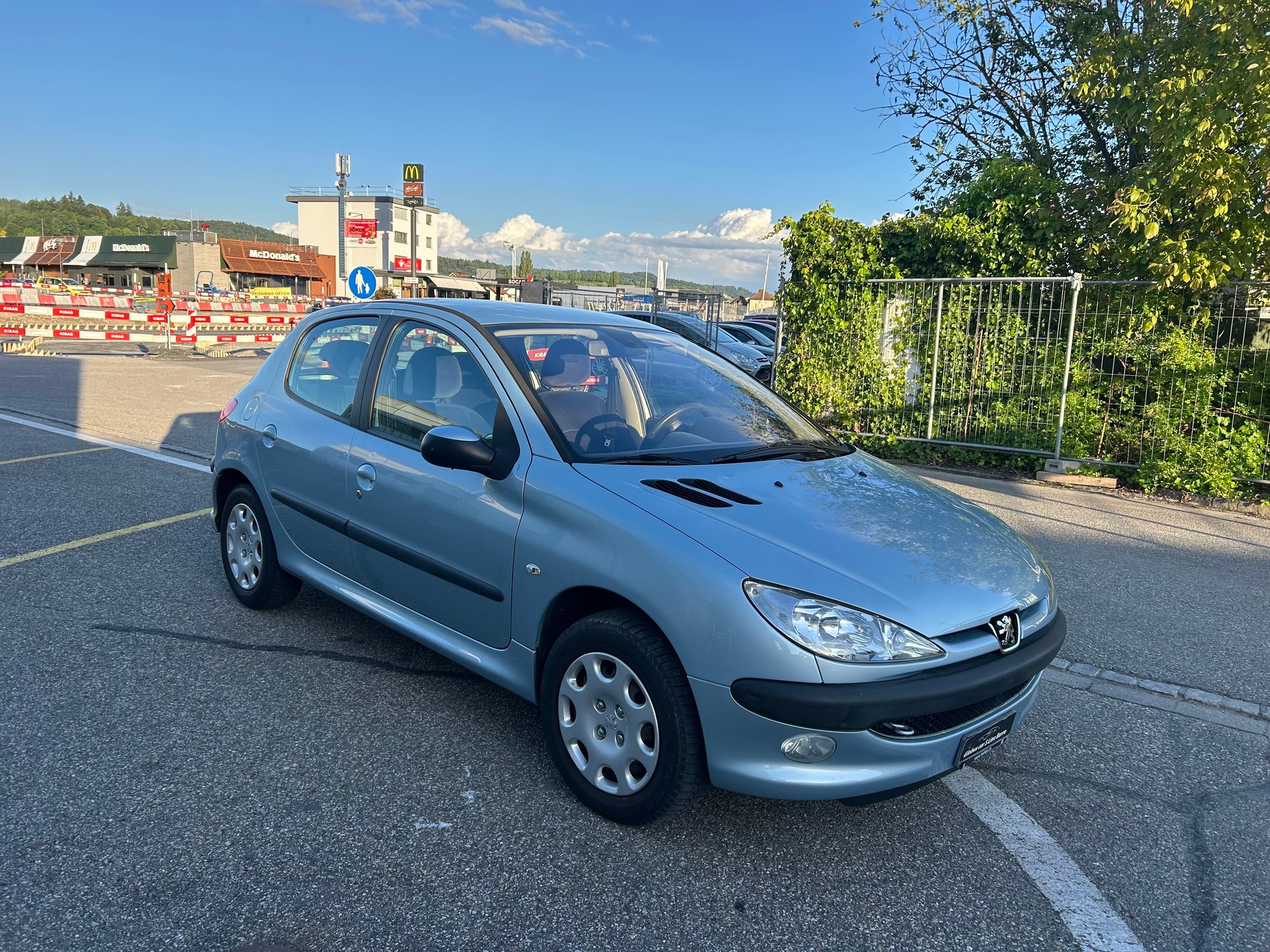 PEUGEOT 206 1.6 16V (XT) Premium-image-2