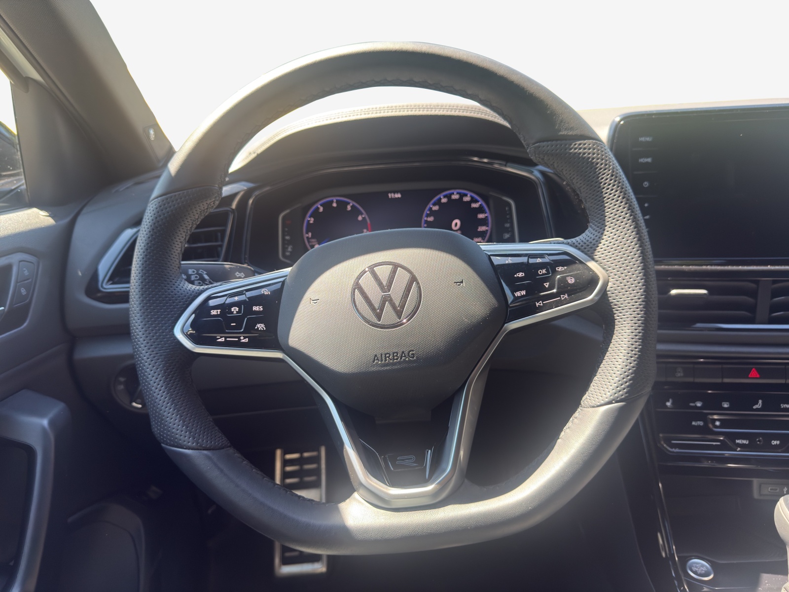 VW T-Roc 2.0 TSI R-Line DSG 4Motion-image-9