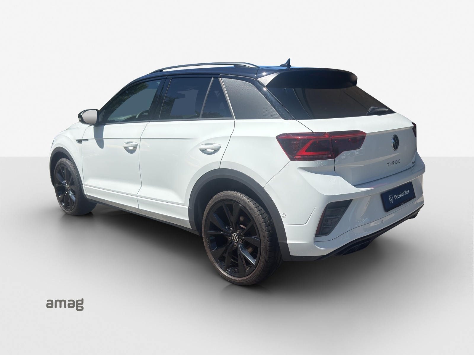 VW T-Roc 2.0 TSI R-Line DSG 4Motion-image-2